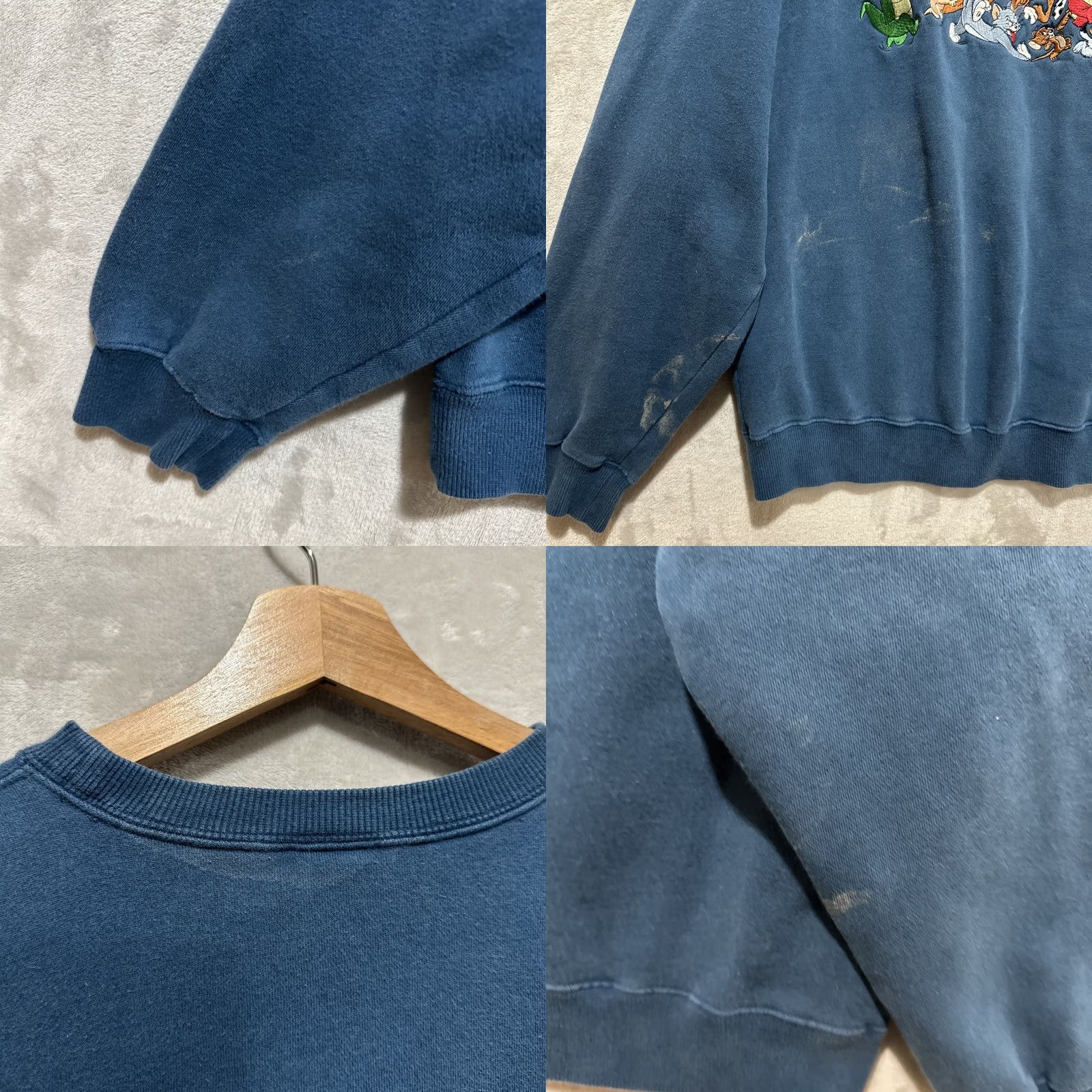 Vintage VINTAGE Warner Bros Embroidered Character Crewneck Sweater Navy Blue L Men/Women? Size US L / EU 52-54 / 3 - 8 Thumbnail