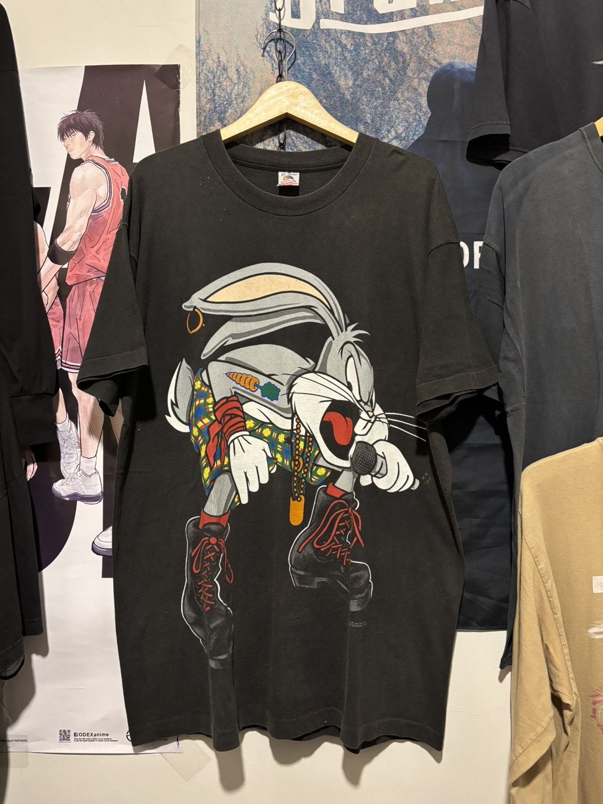 Vintage × Warner Bros Bugs Bunny Punk Vintage Tees Size US XL / EU 56 / 4 - 1 Thumbnail