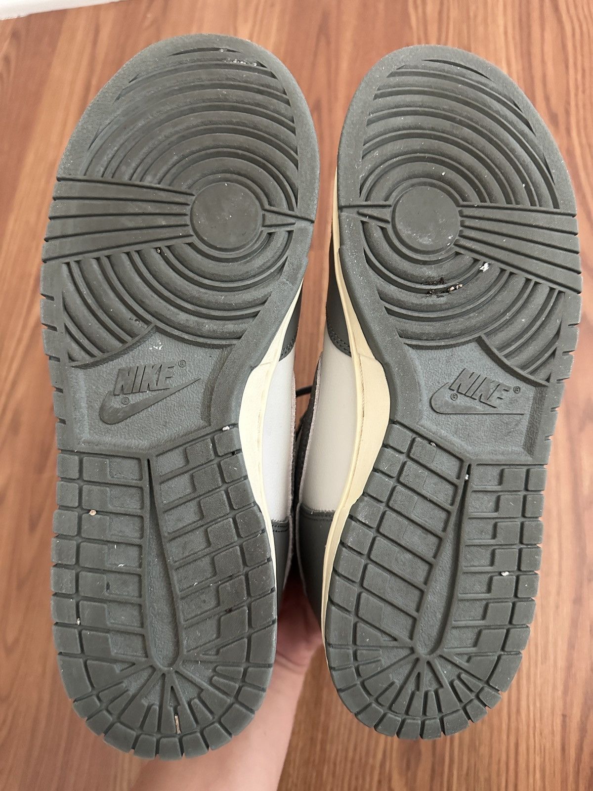 Nike Dunk High Retro SE Size US 10 / EU 43 - 7 Thumbnail