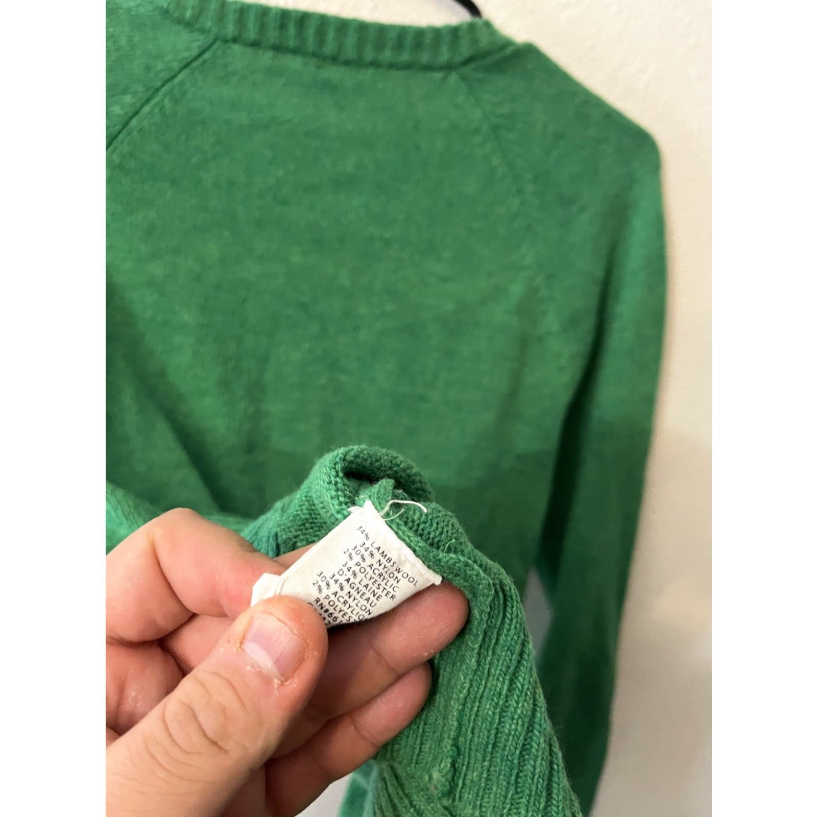 Urban Outfitters Urban Outfitters BDG Men's V-Neck LAMBS WOOL Blend Green Sweater Medium Size US M / EU 48-50 / 2 - 5 Thumbnail