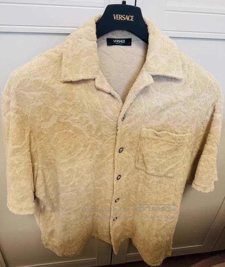 Other Versace Men's short-sleeved suit beige print Size US M / EU 48-50 / 2 - 1 Thumbnail