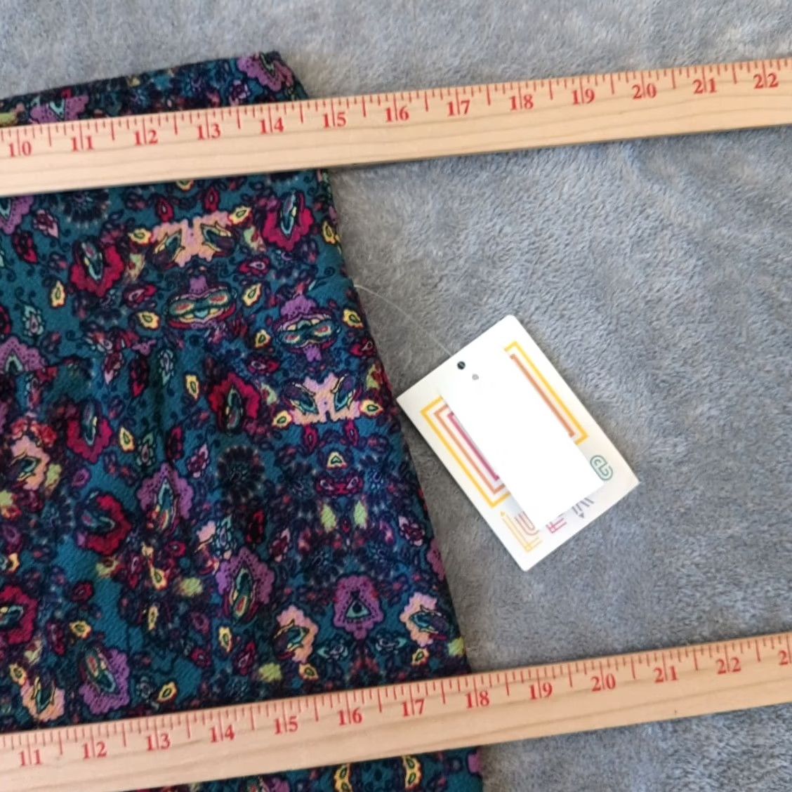 Vintage LuLaRoe Cassie Skirt Medium Green Floral Knee Length Pull On Pencil New Size 32" / US 10 / IT 46 - 3 Thumbnail