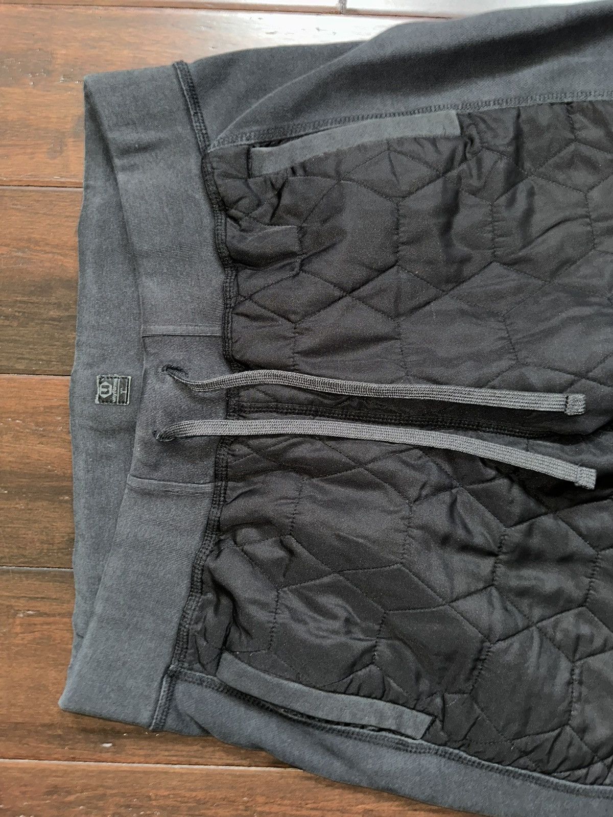 Unyforme Unyforme Quilted Black Joggers Size US 30 / EU 46 - 4 Thumbnail