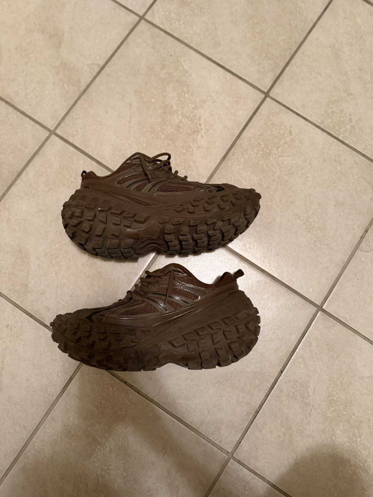 Balenciaga Balenciaga Defender Brown Size US 11 / EU 44 - 3 Thumbnail