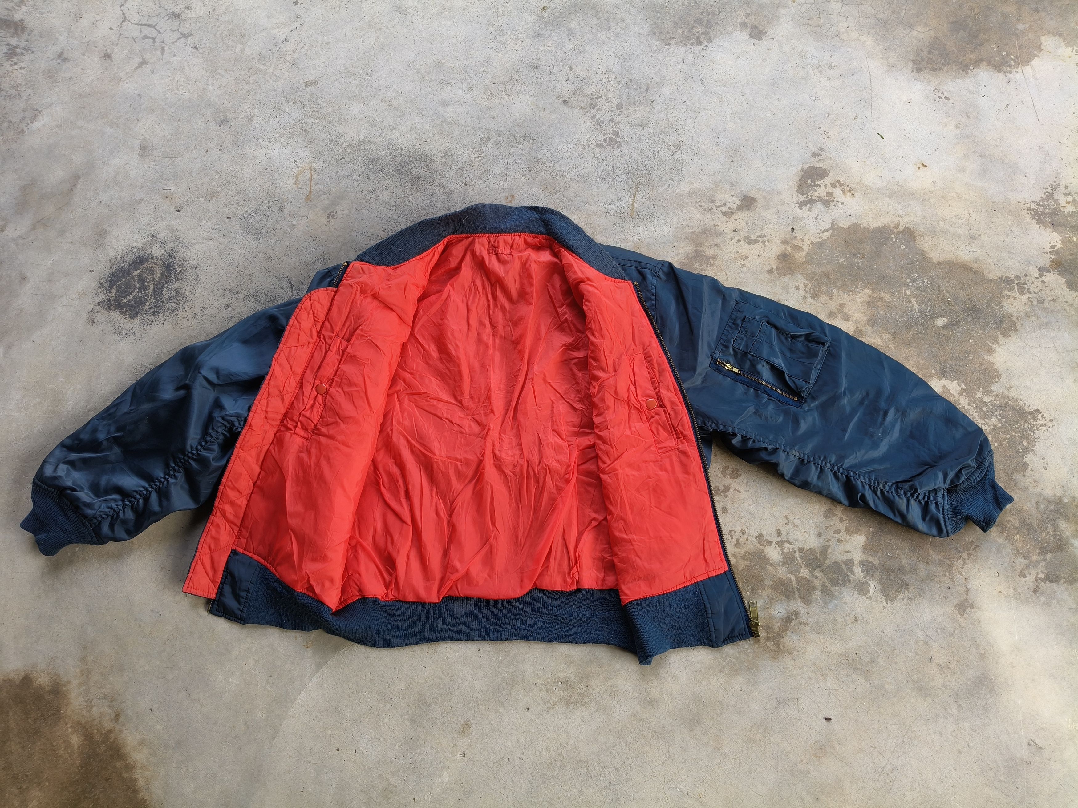 Vintage Air Force Bomber Jacket Size US L / EU 52-54 / 3 - 7 Thumbnail