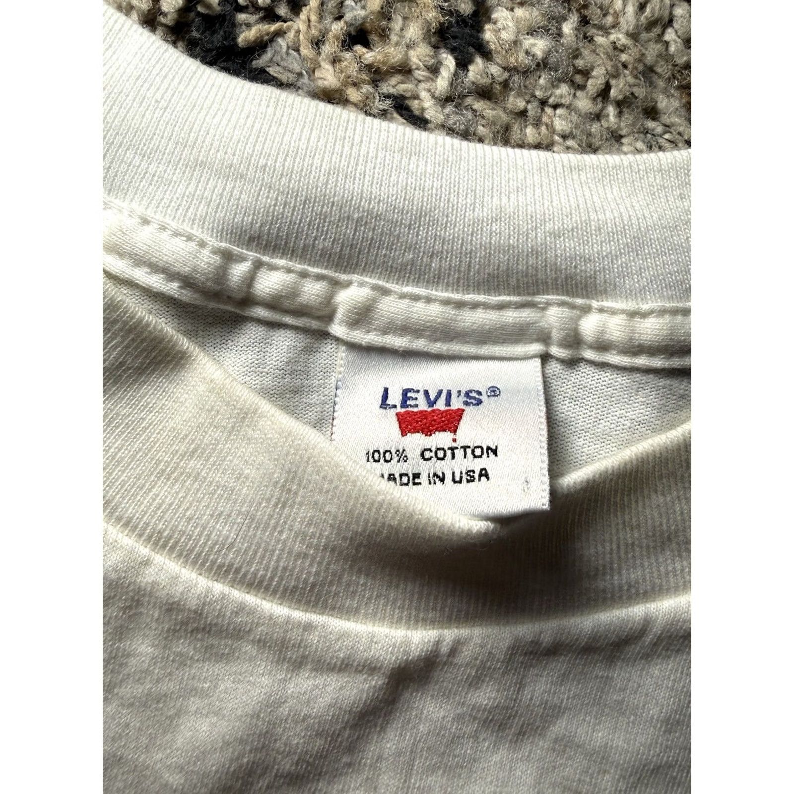 Levi's VINTAGE LEVI'S 501 T Shirt XL White 90s BUTTON YOUR FLY Single Stitch USA Size US XL / EU 56 / 4 - 5 Thumbnail