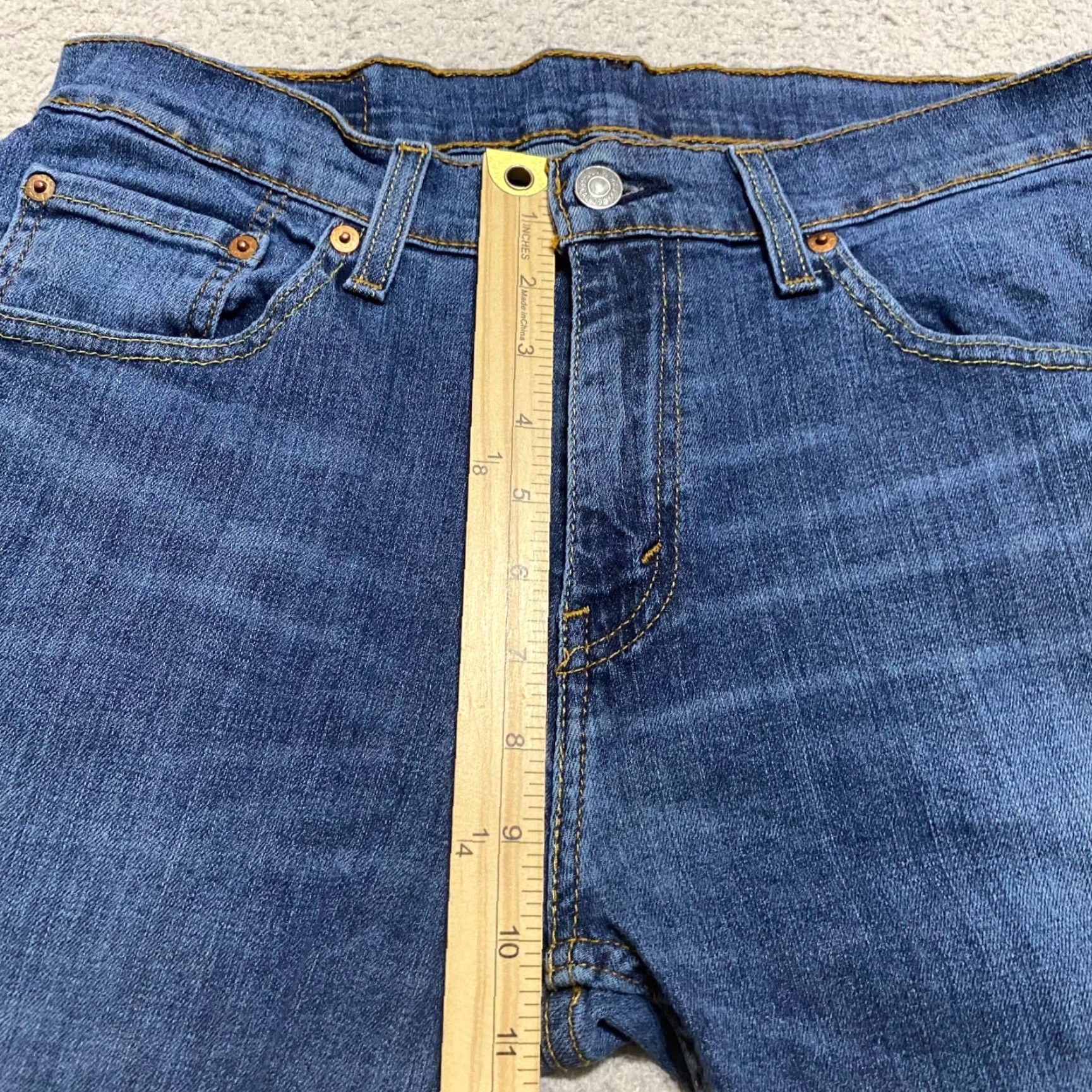 Levi's Levi's 559 Jeans Mens 30x34 Blue Denim Medium Wash Relaxed Straight Mid Rise 5-Pocket Design Navy Mens Jeans 559 500 Series Size US 30 / EU 46 - 7 Thumbnail