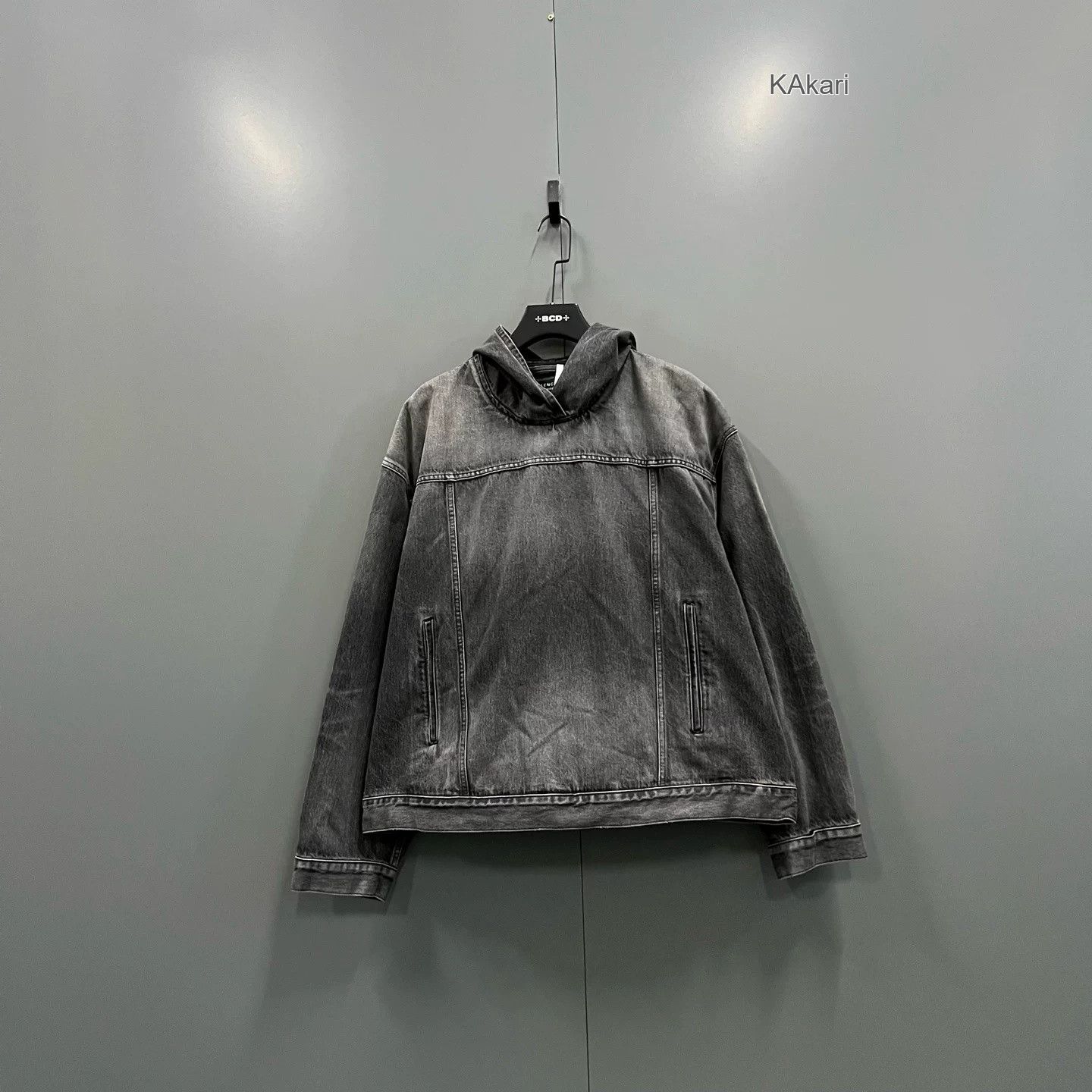 Balenciaga Balenciaga Washed Denim Hoodie Size US M / EU 48-50 / 2 - 1 Thumbnail
