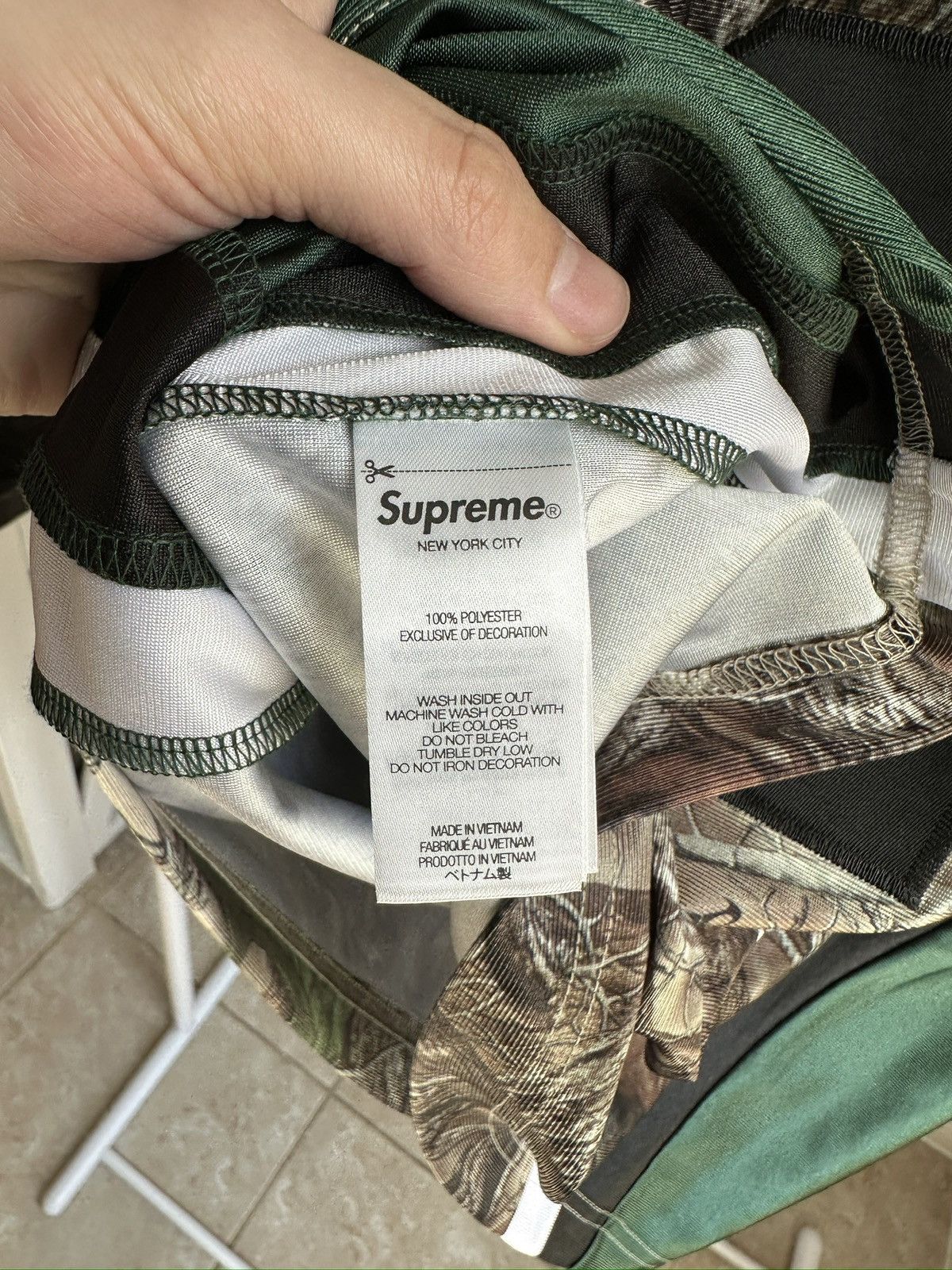 Supreme Breast Cancer Awareness Football Jersey Green Size US M / EU 48-50 / 2 - 6 Thumbnail
