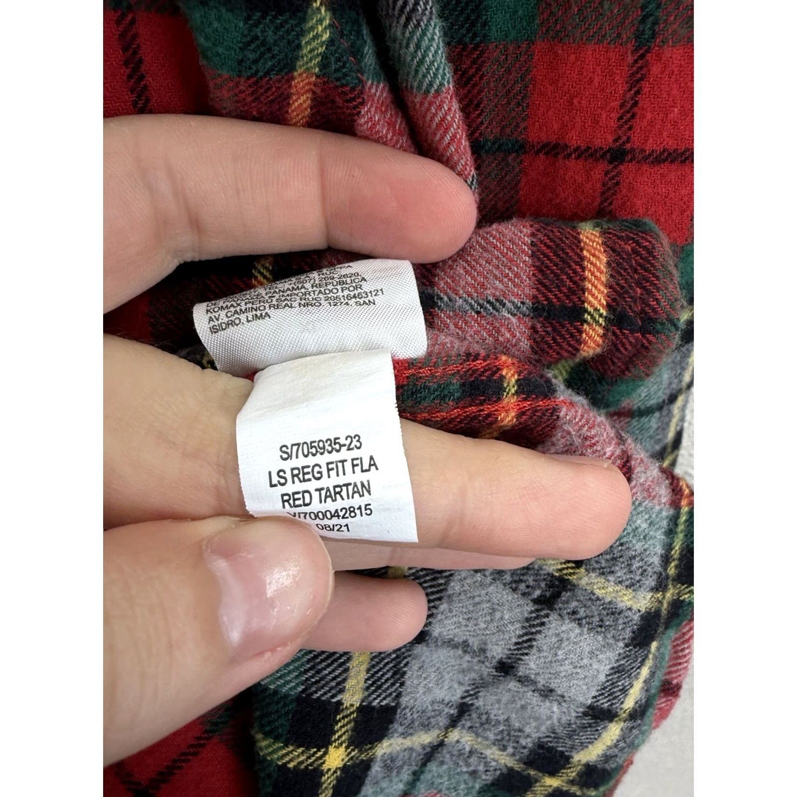 Old Navy Old Navy Mens Flannel Shirt Button-Up XL Regular Fit Plaid Red Green Colorful Classic Outdoor Womens? Mens Size US XL / EU 56 / 4 - 5 Thumbnail