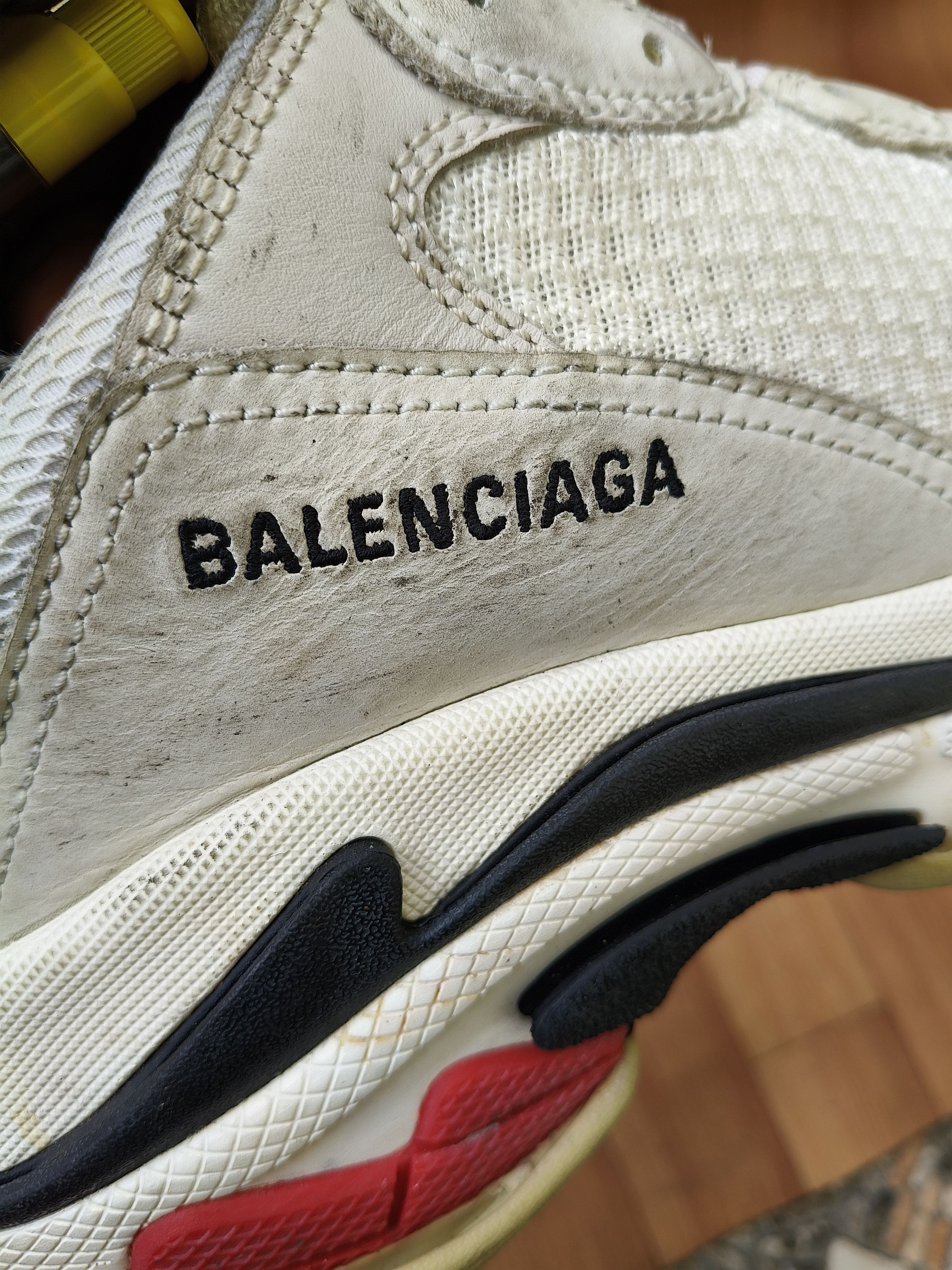 Balenciaga BALENCIAGA TRACK TRIPLE S SNEAKERS Size US 8 / EU 41 - 15 Thumbnail