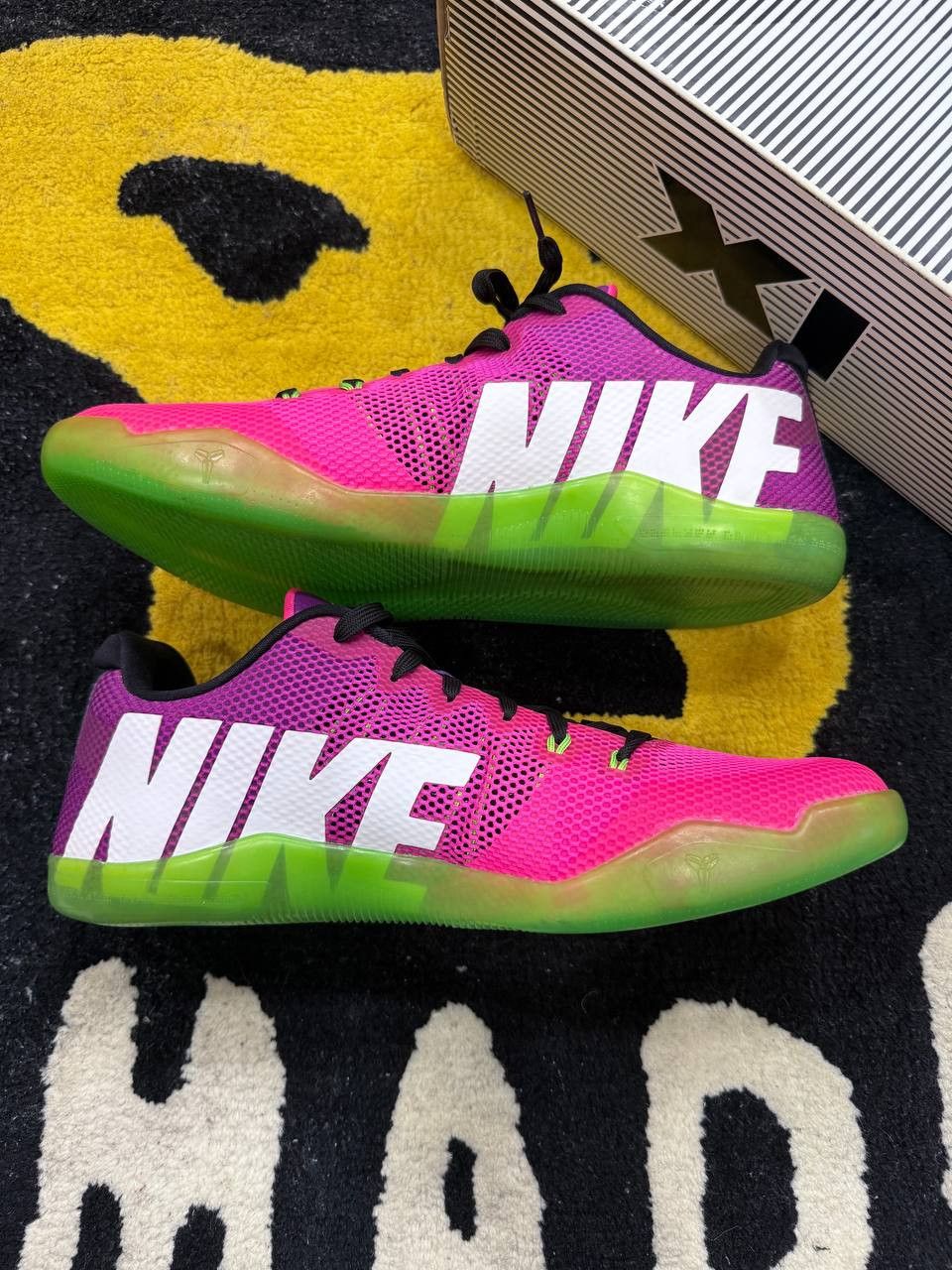 Nike Nike Kobe 11 EM Low Mambacurial (2016) 836183-635 Size US 11.5 / EU 44-45 - 3 Thumbnail