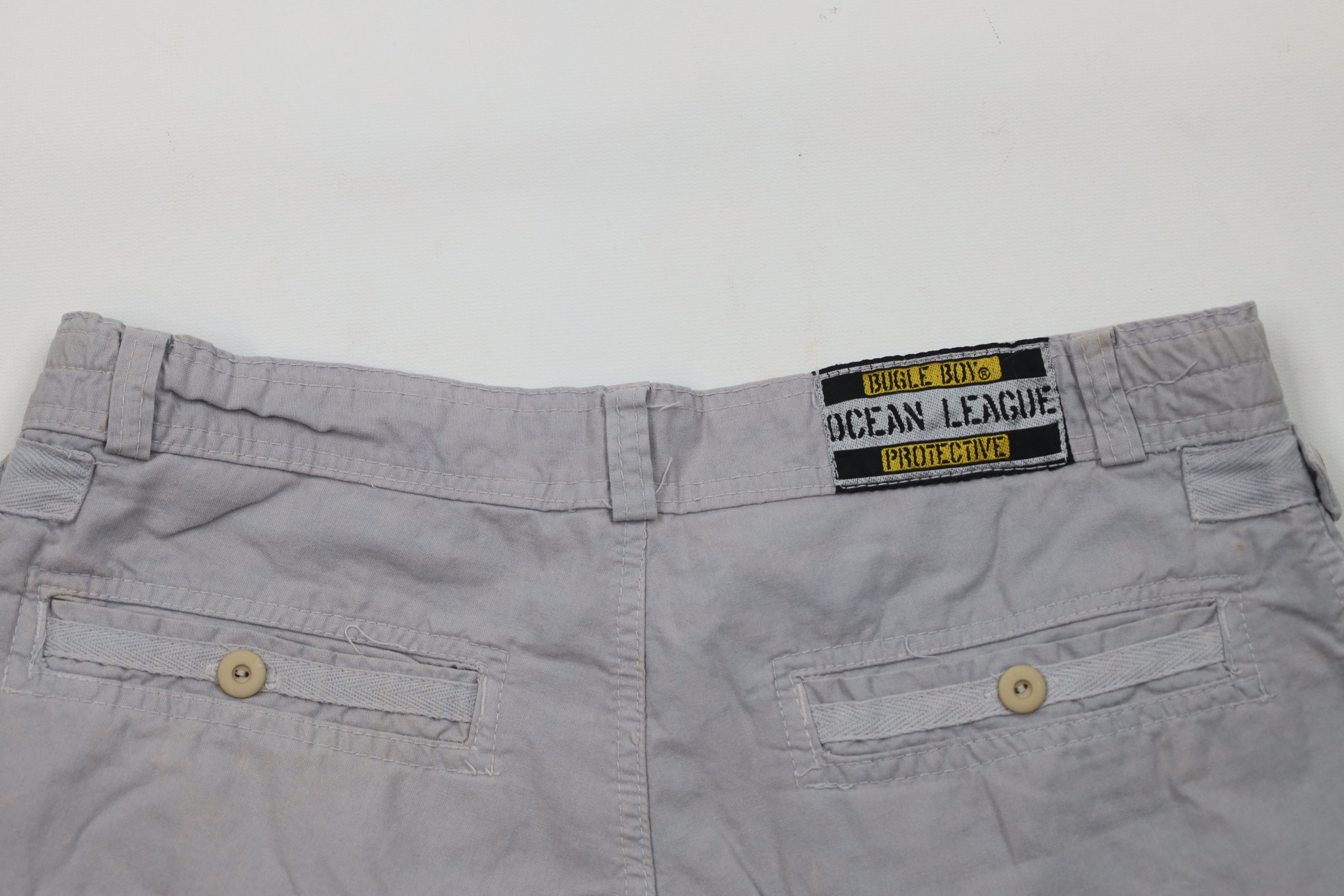 Vintage Vintage 90s Bugle Boy Ocean League Pleated Shorts Gray Size US 32 / EU 48 - 13 Thumbnail
