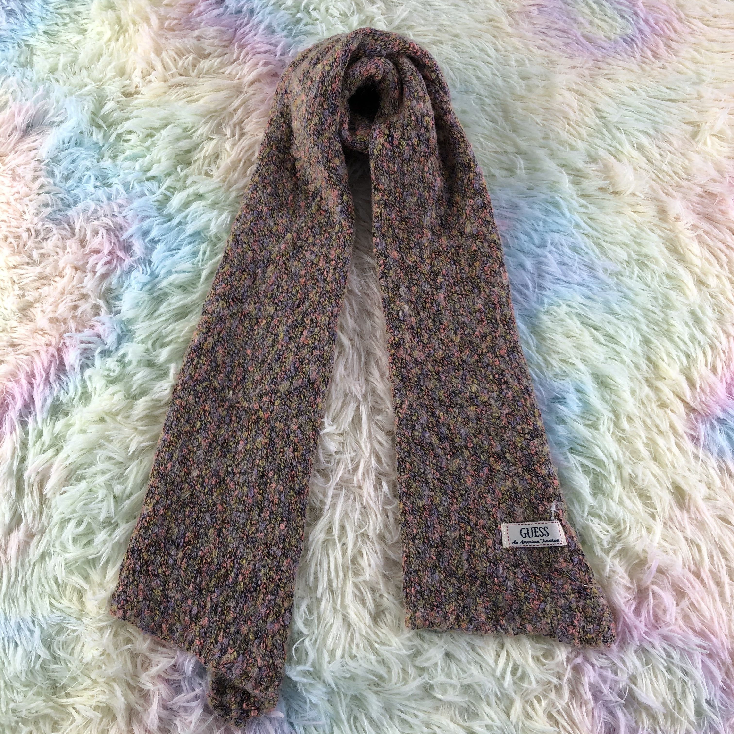Guess Guess Scarf / Muffler / Neckwear - KM482 Size ONE SIZE - 1 Thumbnail