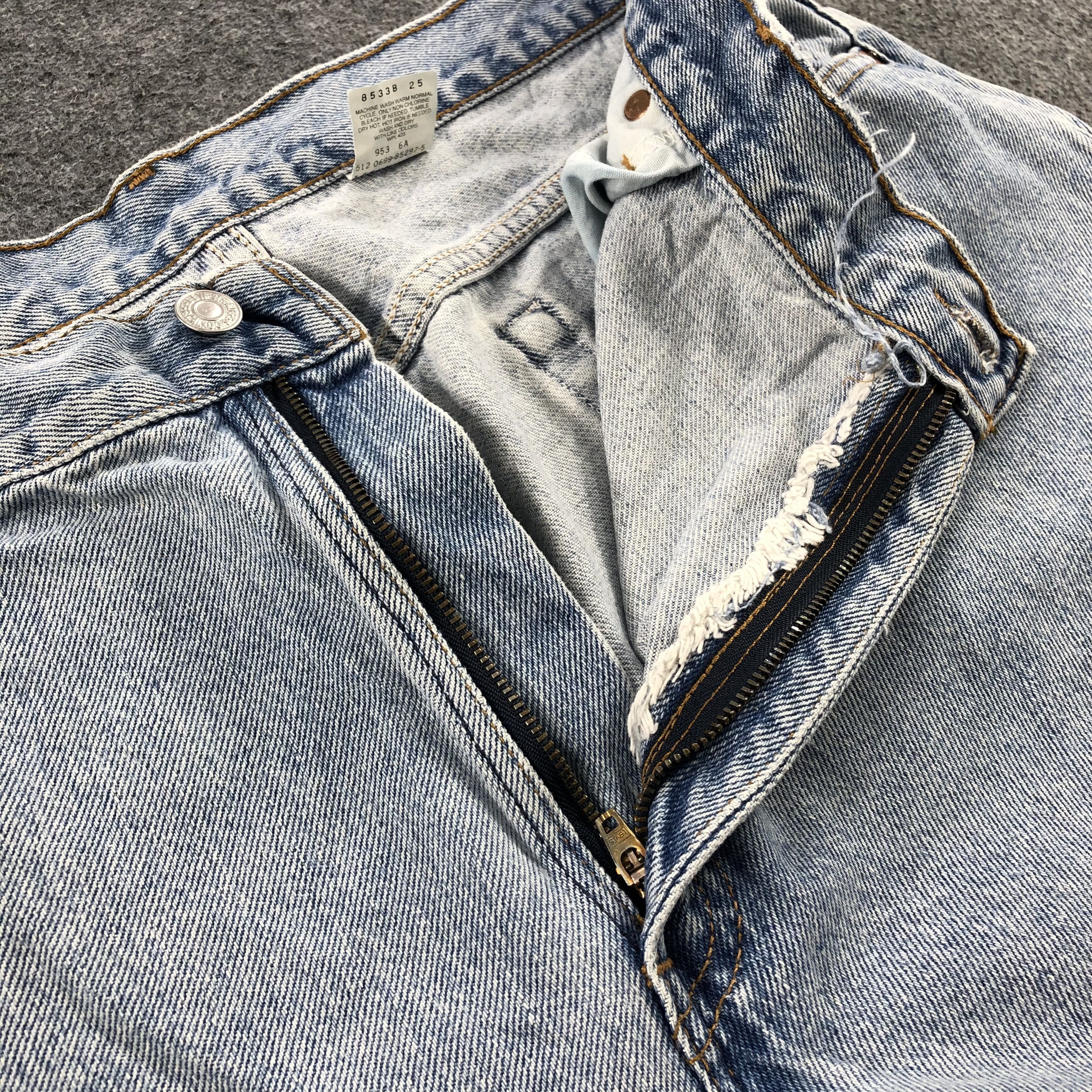 Levi's × Vintage 90s Vintage Light Wash Levis 550 Jeans-JM1798 Size US 34 / EU 50 - 7 Thumbnail