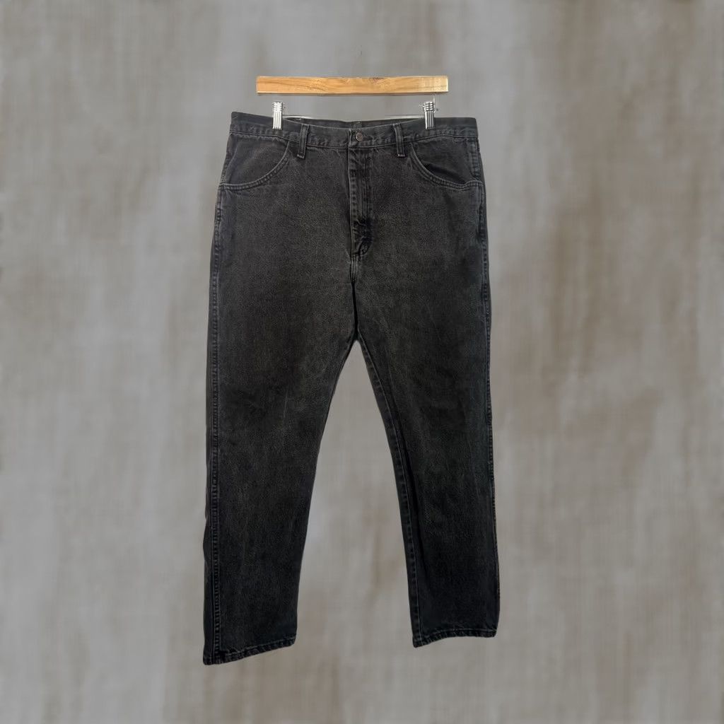Denime Rustler Men's Black Denim Jeans Size 38x32 Straight Leg Button Closure Regular Waist 38 Inseam 32 Charcoal Wash Denim Solid Vintage No Be e? Size US 38 / EU 54 - 1 Thumbnail