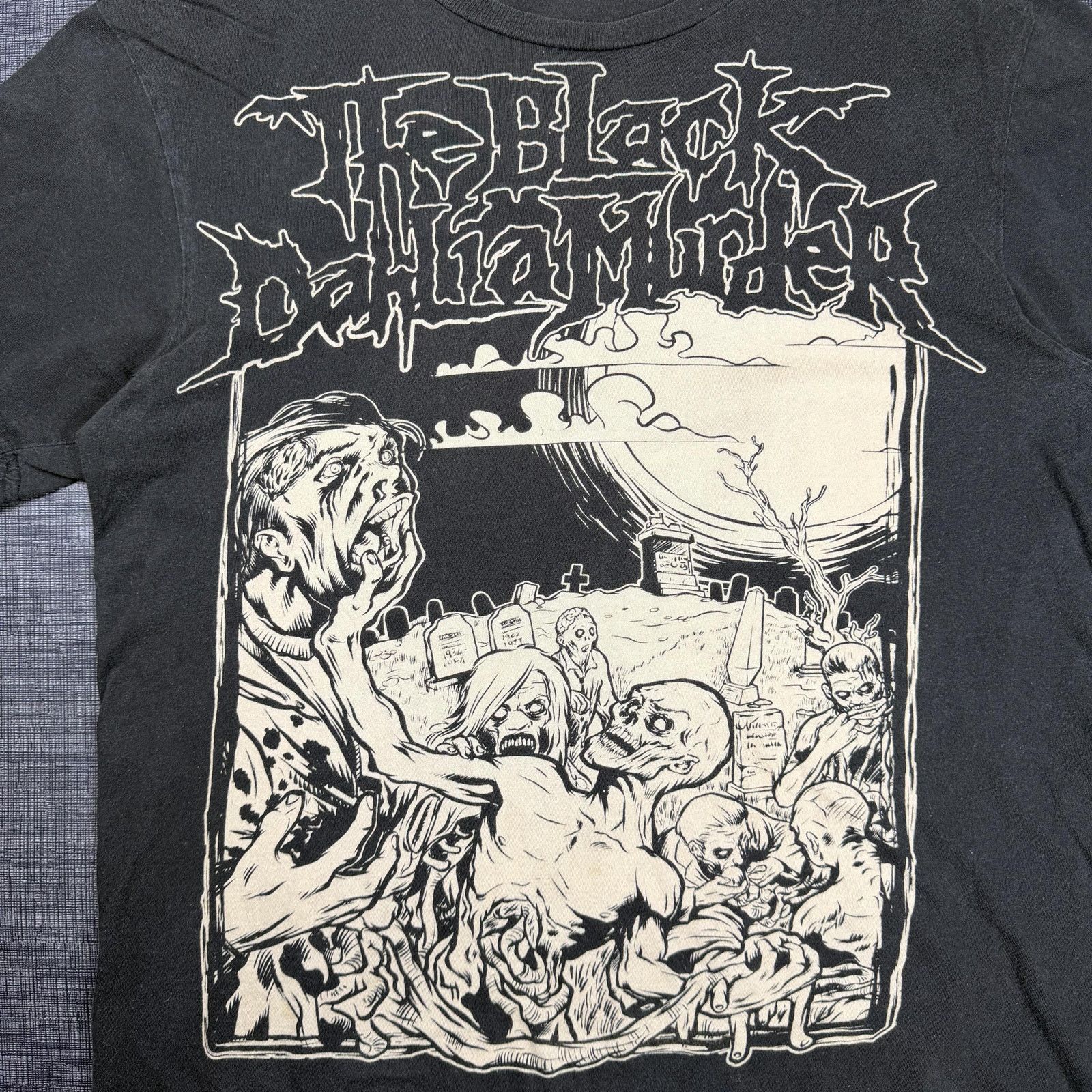 Vintage The Black Dahlia Murder Zombie Graveyard T-Shirt Small Size US S / EU 44-46 / 1 - 4 Thumbnail