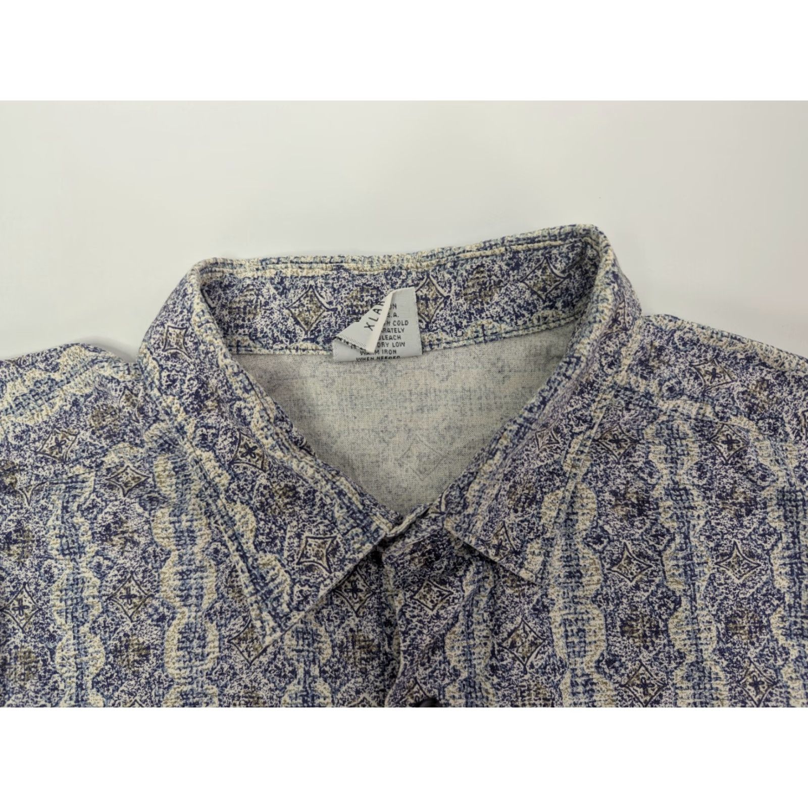 Anchor Blue VINTAGE Anchor Blue Shirt Men's XL Button Up Diamond Pattern Camp Casual Retro Size US XL / EU 56 / 4 - 7 Thumbnail
