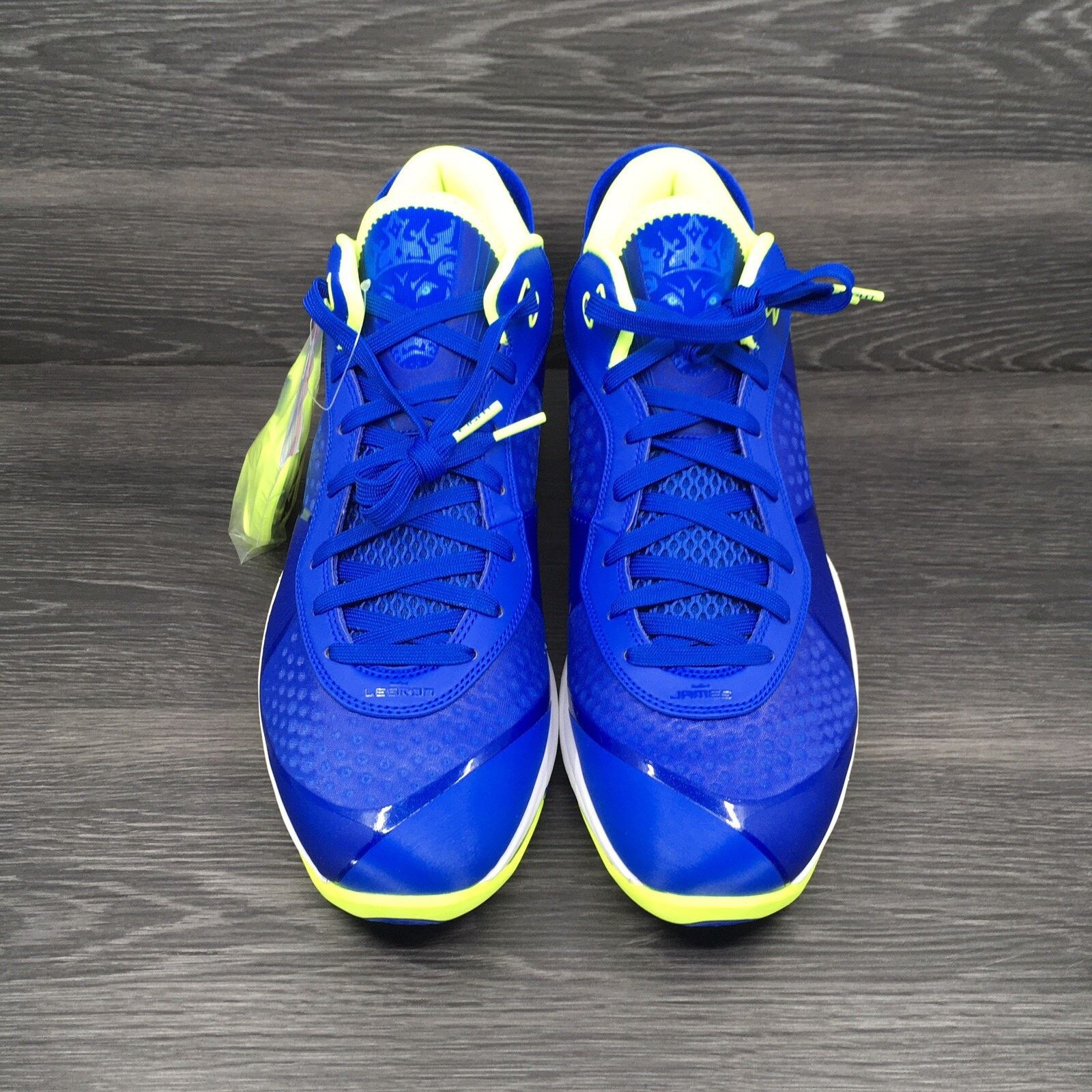 Nike Nike Lebron 8 V/2 Low, Volt | Size 13.5M [new] DN1581-400 Size US 13 / EU 46 - 2 Thumbnail