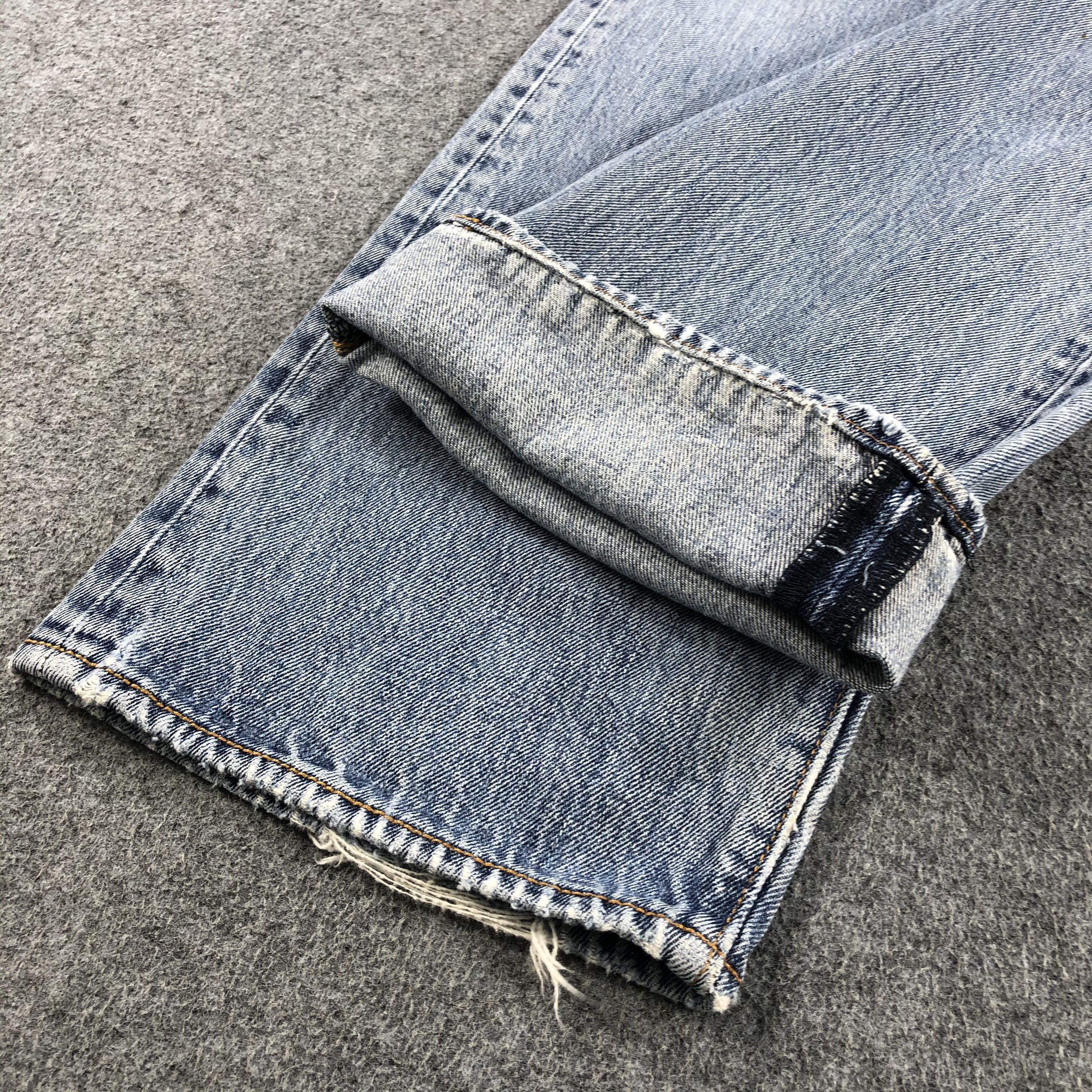 Levi's Vintage Blue Wash Levis 501 Jeans-J1988 Size US 37 - 7 Thumbnail
