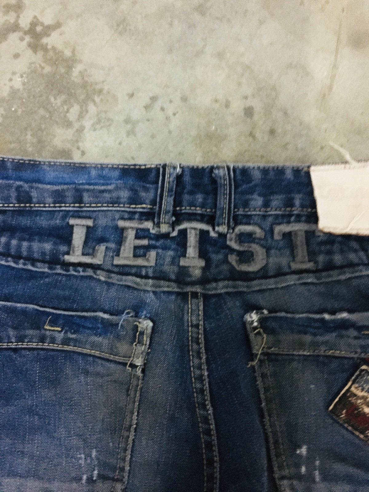 Japanese Brand Let’star Distressed Jeans (15) Size US 31 - 17 Thumbnail