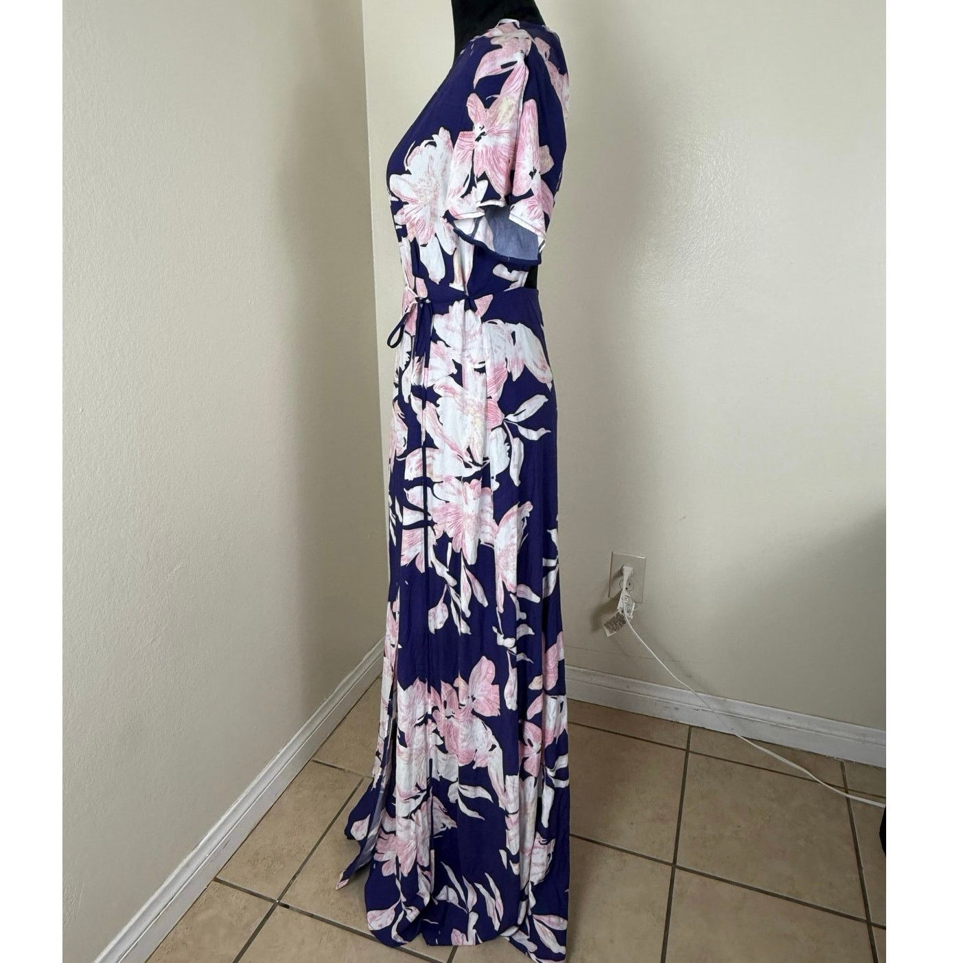 Other Lulus Azalea Regalia Navy Blue Floral Maxi Dress - Size S Size S / US 4 / IT 40 - 4 Thumbnail