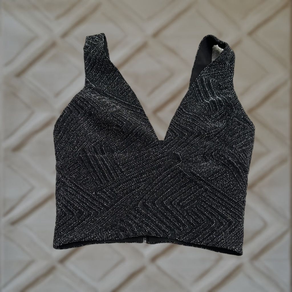 AQUA Aqua Sparkle Metallic Crop Top Women Small Black Sleeveless Tank Crop Top V-Neck Zip Zipper Casual Party/Cocktail Modern Designer 90s? Size S / US 4 / IT 40 - 1 Thumbnail