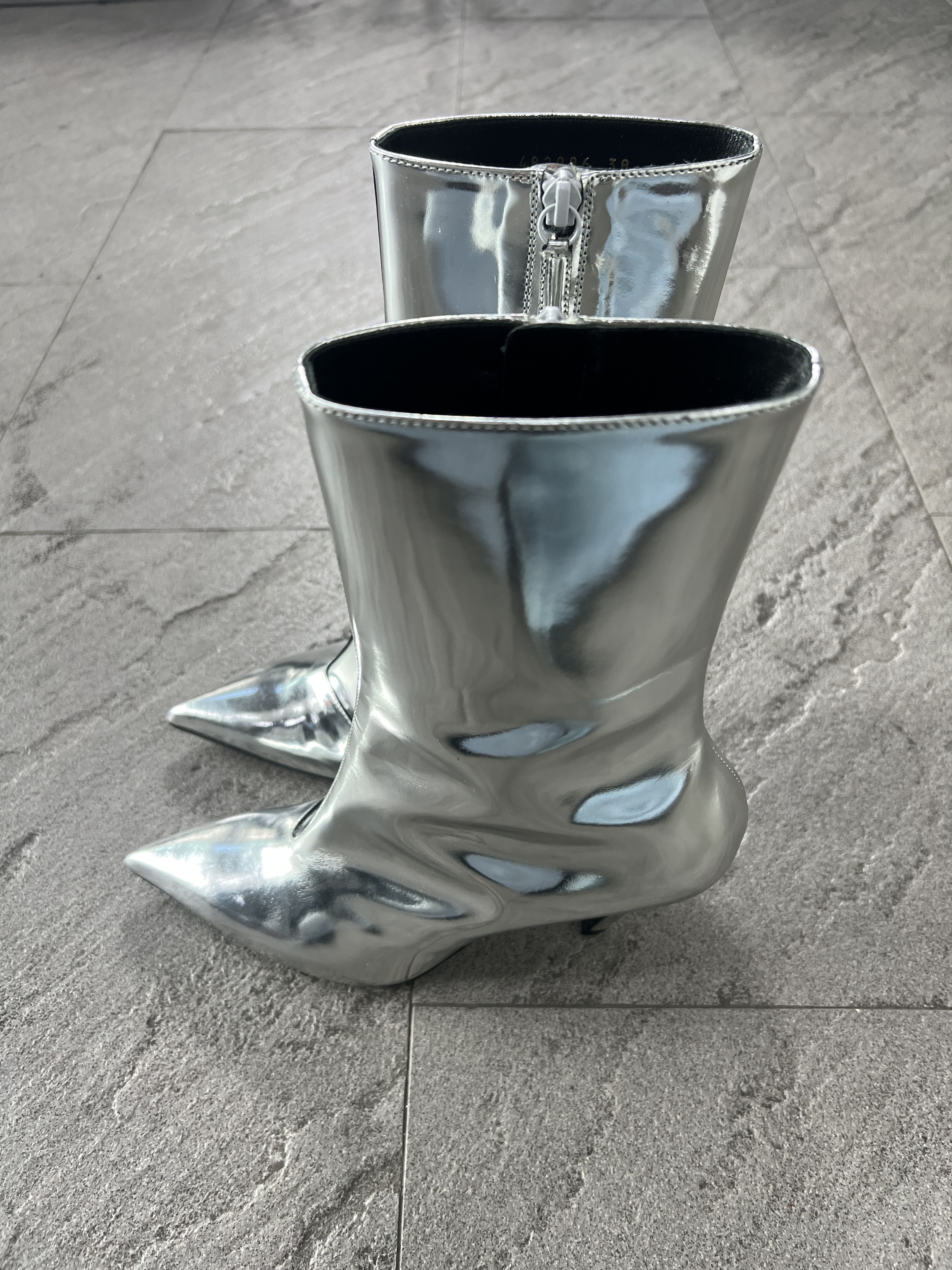 Balenciaga Balenciaga Knife boots in metallic silver EU38 Rare Find Size US 8 / IT 38 - 2 Thumbnail