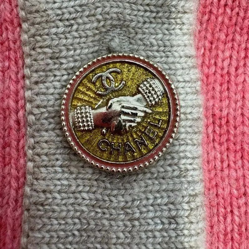 Chanel Chanel Pink Cashmere Long Sleeve Cardigan . Size M / US 6-8 / IT 42-44 - 8 Thumbnail