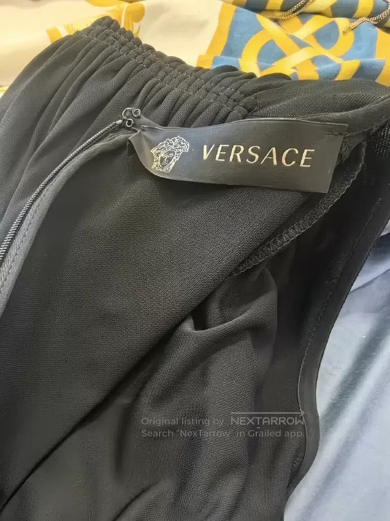 Versace Versace Shoulder pad dress Size M / US 6-8 / IT 42-44 - 6 Thumbnail