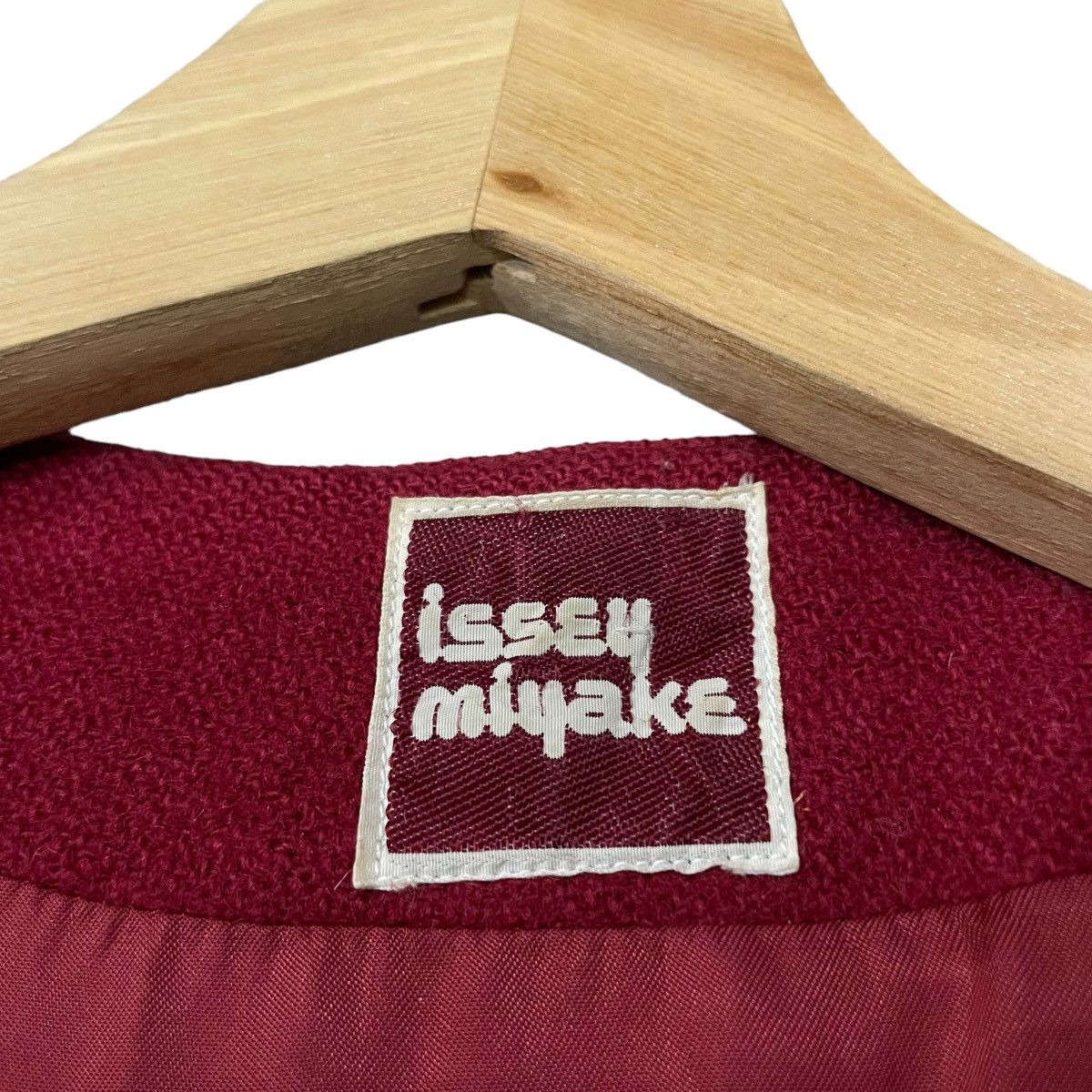 Issey Miyake Vintage 80’s Issey Miyake Wool Buttonless Jacket Size L / US 10 / IT 46 - 17 Thumbnail