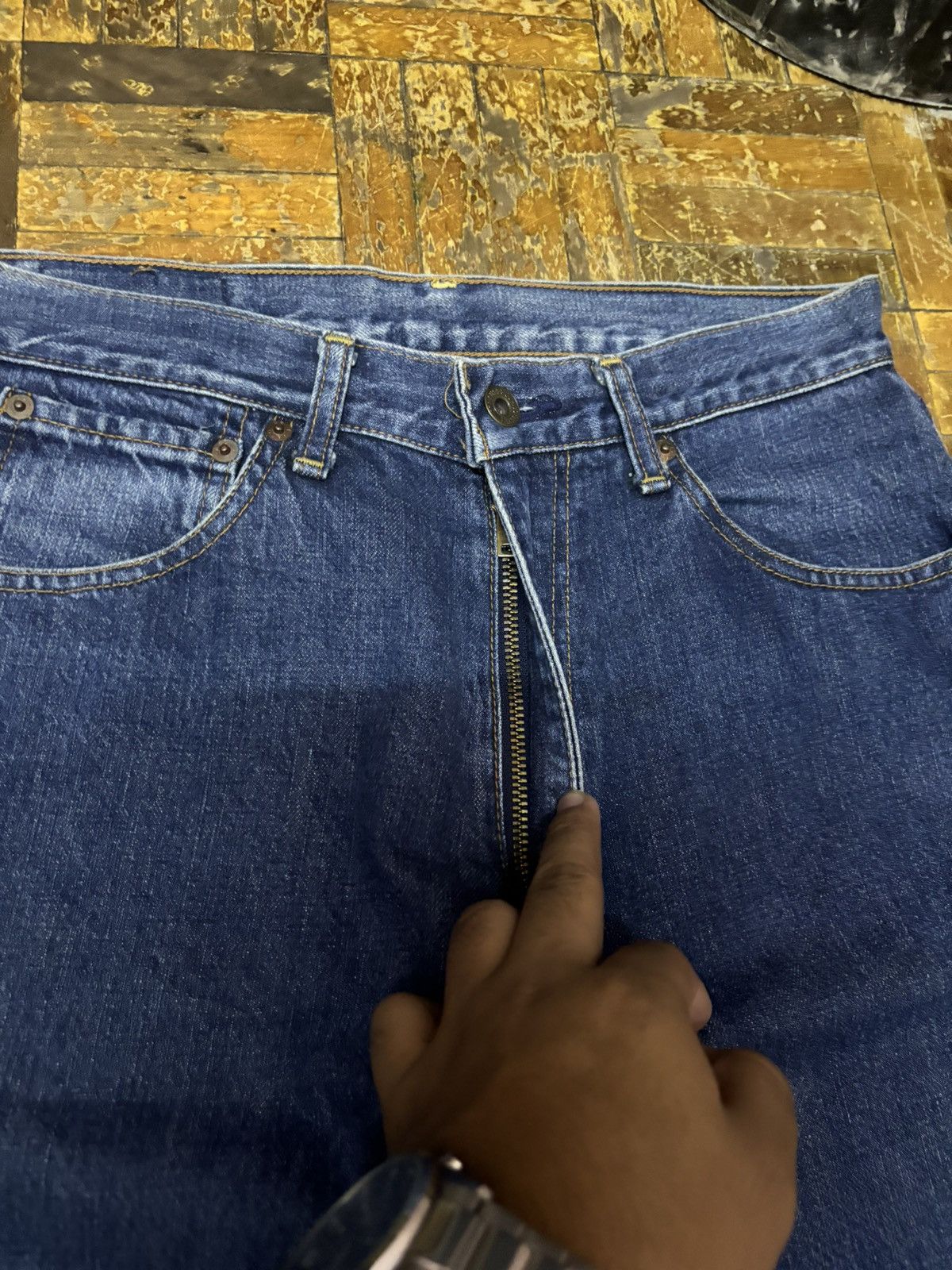 Jean × Levi's × Vintage VINTAGE LEVIS 504 SELVEDGE MEN JEANS (SIZE 31) Size US 31 - 4 Thumbnail