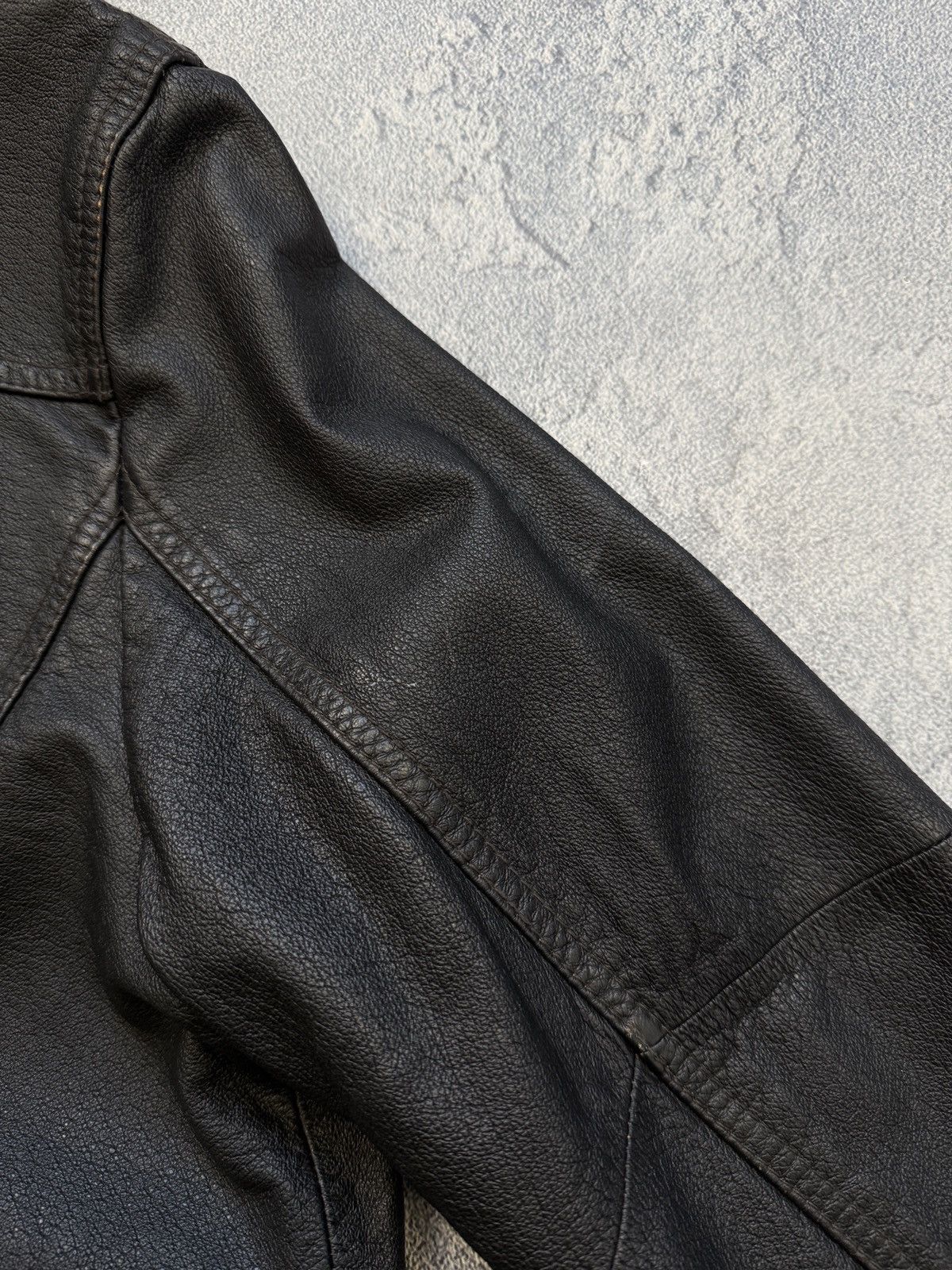 Giorgio Armani Vintage Giorgio Armani Leather Jacket Size L Size US L / EU 52-54 / 3 - 20 Thumbnail