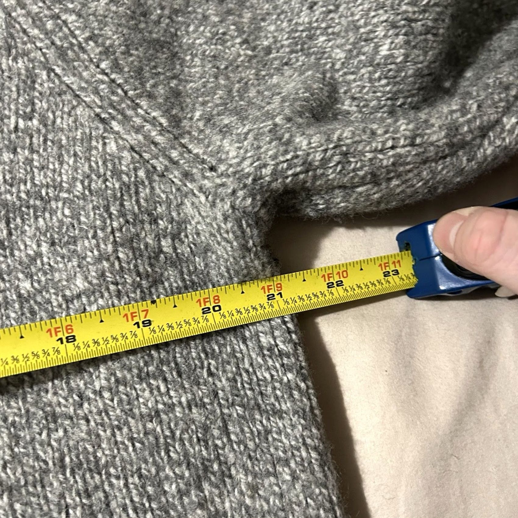 Vintage VINTAGE L.L. Bean Grey Lambswool Henley Sweater XL Men 90s Size US XL / EU 56 / 4 - 4 Thumbnail