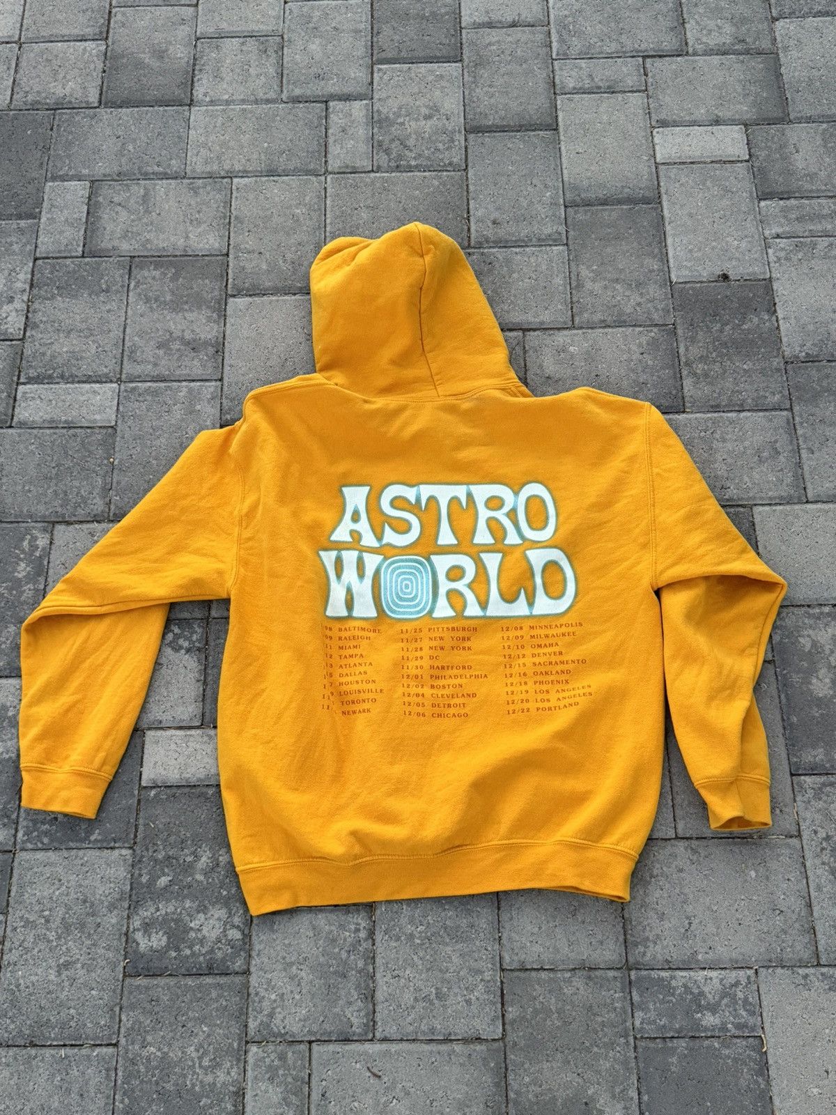 Travis Scott Travis Scott Astroworld Wish You were here tour hoodie Size US M / EU 48-50 / 2 - 2 Thumbnail
