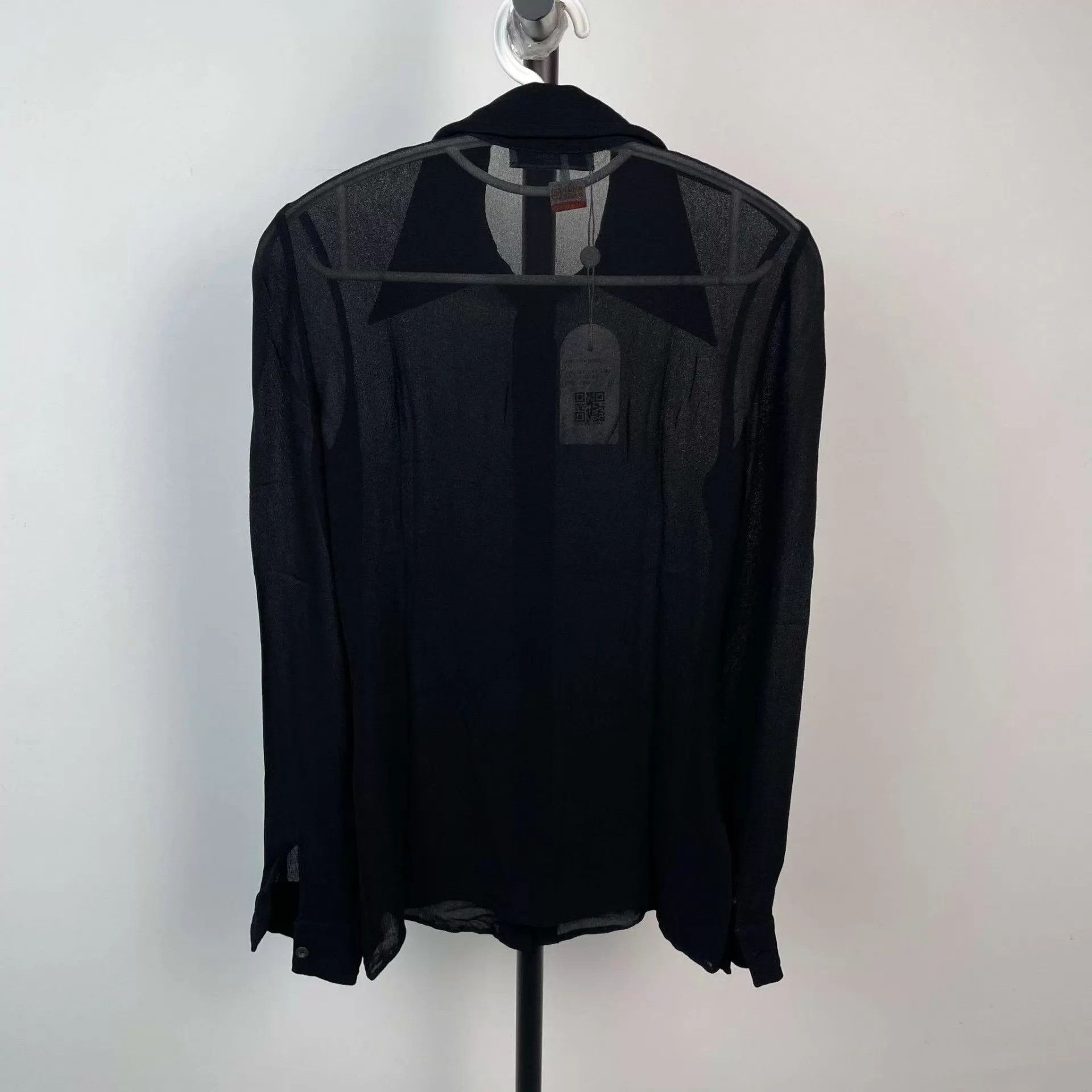 Prada Prada silk long sleeve shirt black 38 Size XS / US 0-2 / IT 36-38 - 2 Thumbnail