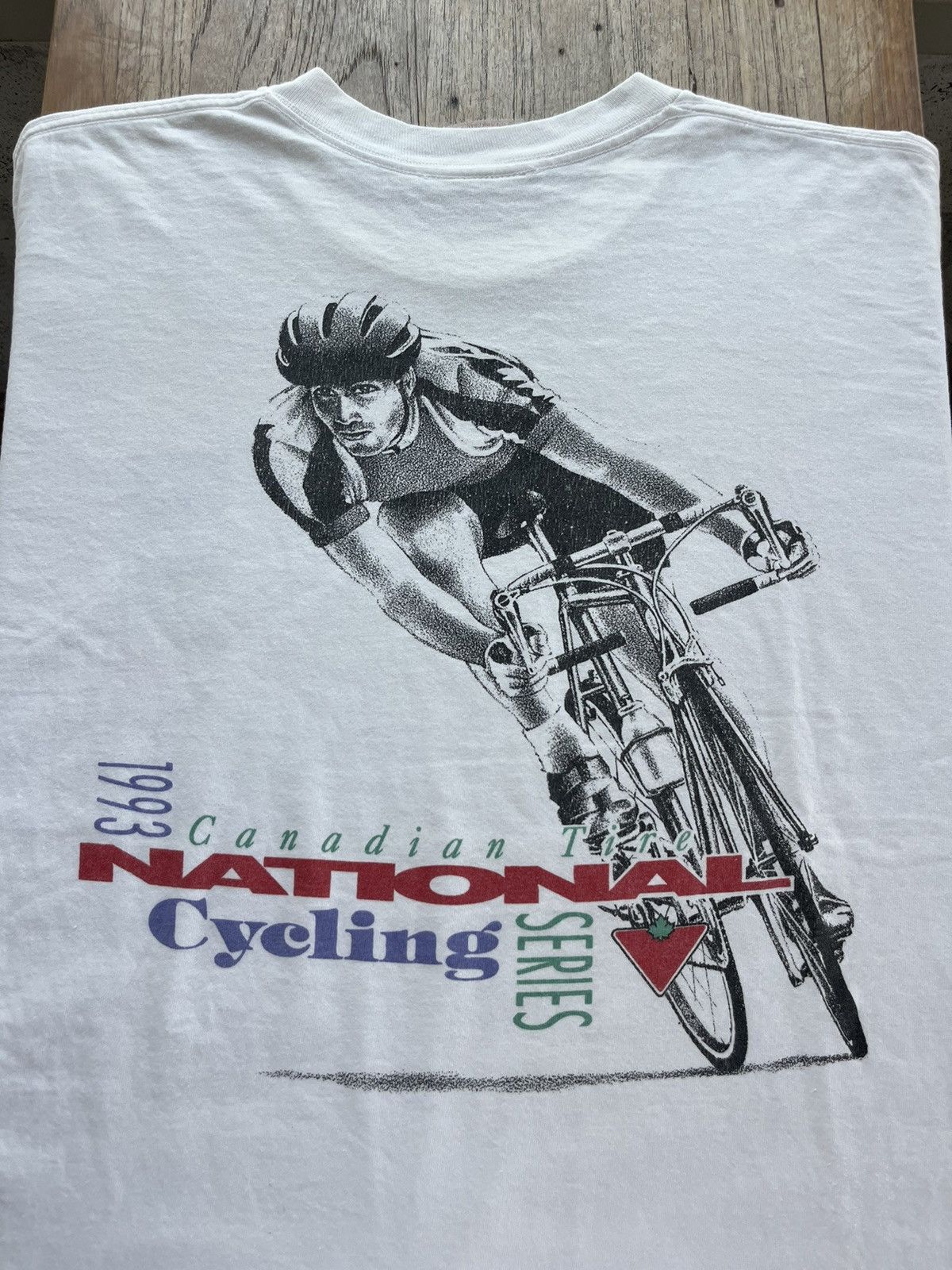 Vintage Vintage Canadian Tire National Cycling Series 1993’s Tshirt Size US XL / EU 56 / 4 - 8 Thumbnail