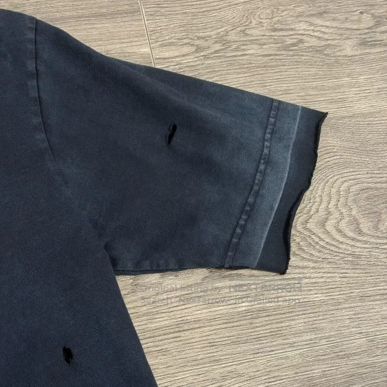 Balenciaga Balenciaga BB Letter Logo Printed Cracked Frayed Distresse Size US XS / EU 42 / 0 - 4 Thumbnail
