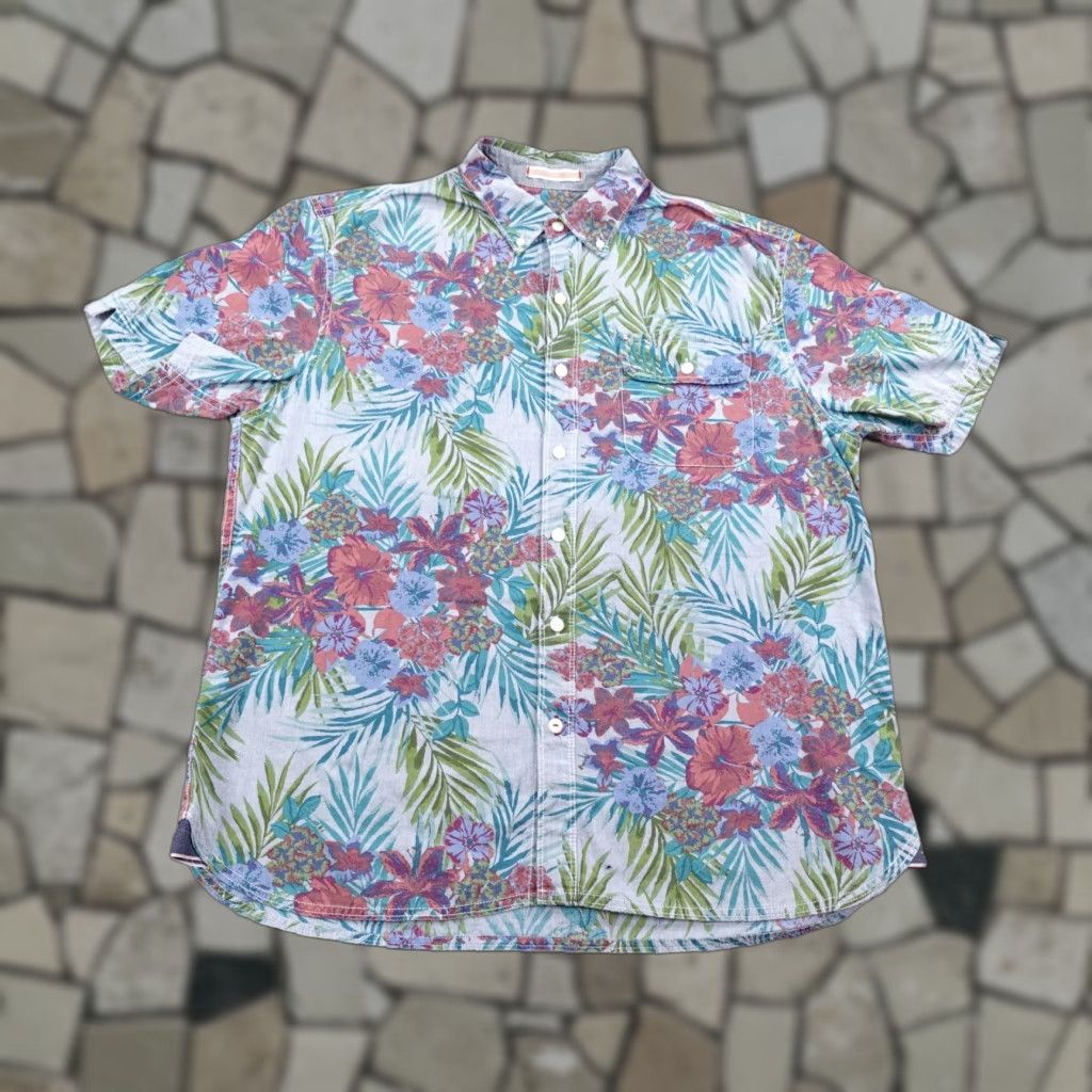 Tommy Bahama Tommy Bahama Shirt Mens Large Blue Hawaiian Aloha Floral Button-Up Camp Lounge Size US L / EU 52-54 / 3 - 1 Thumbnail