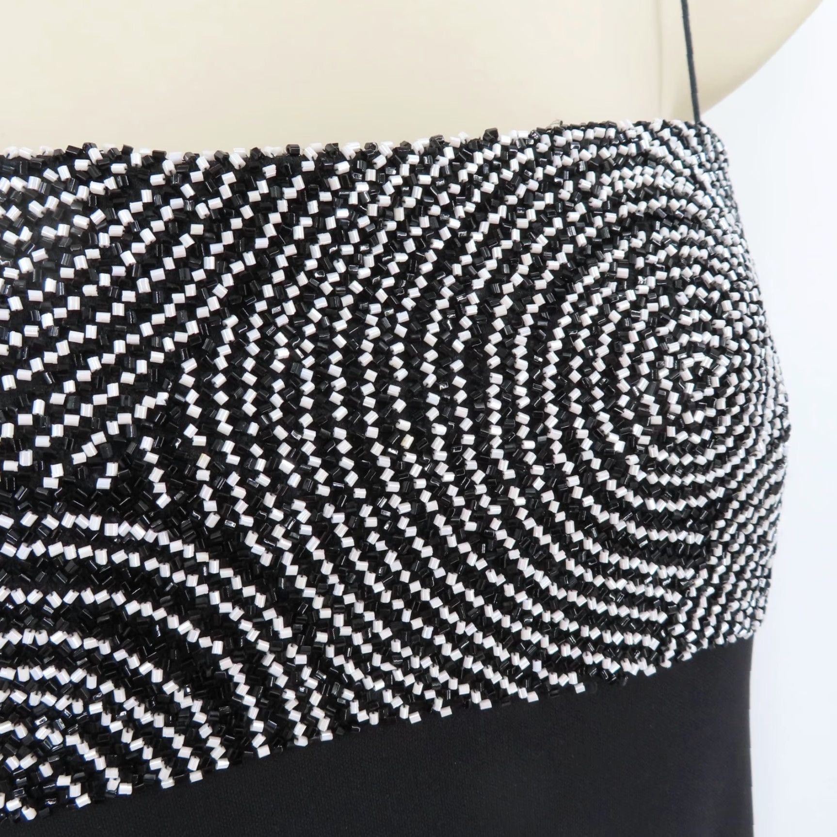 Vintage Vintage JS Boutique Womens 14 Black Beaded Maxi Dress Gown User: Vintage JS Boutique Womens Size 14 Black Beaded Maxi Dress Gown Size XL / US 12-14 / IT 48-50 - 4 Thumbnail