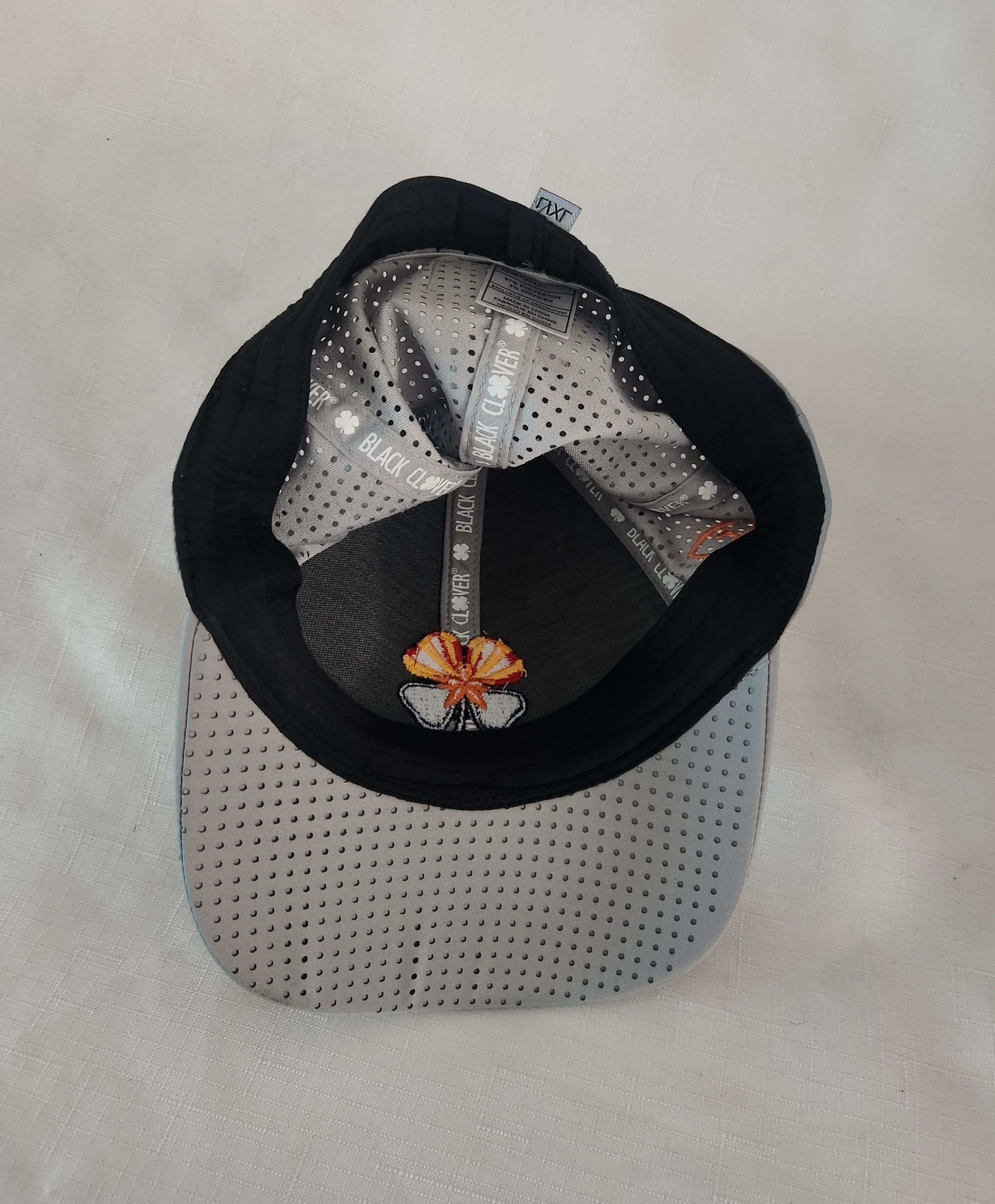 Other Black Clover Golf ARIZONA PERF Rare Adult cap SZ L/XL Size ONE SIZE - 9 Thumbnail