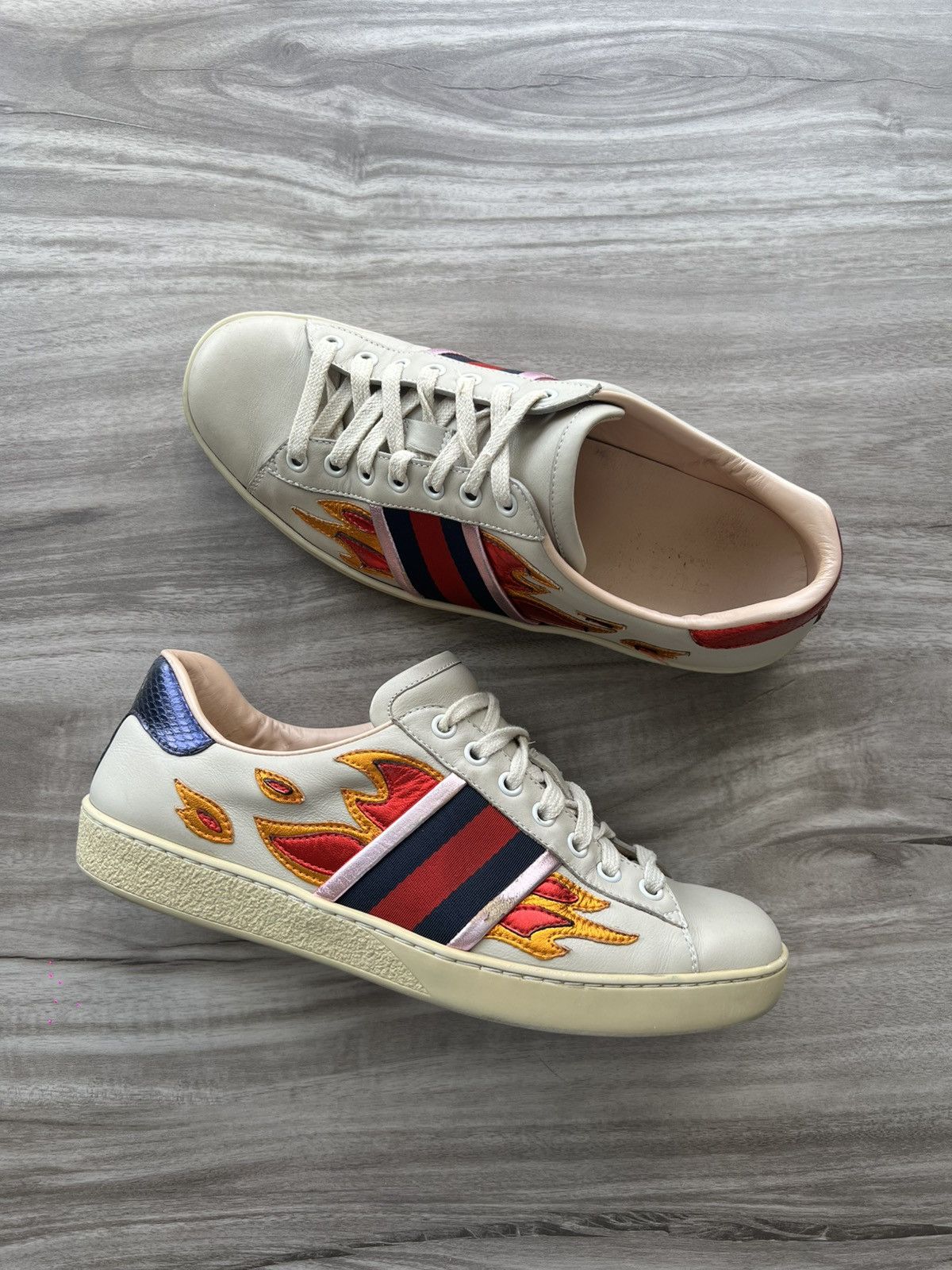 Gucci Gucci Ace Flames Size 7 US Men’s/ 8.5 Women’s US (Gucci 6) Size US 7 / EU 40 - 1 Thumbnail