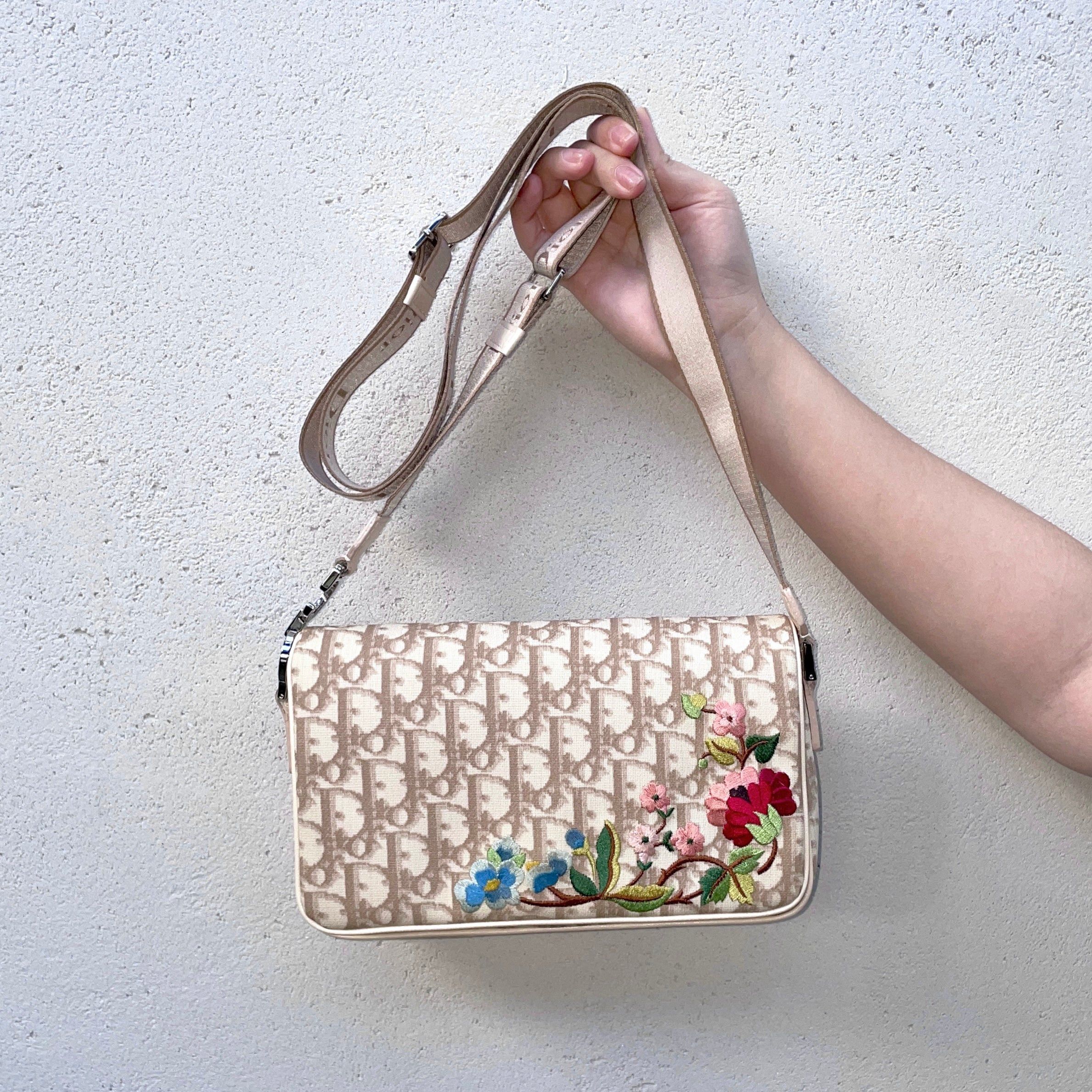 Christian Dior Trotter/obrique Flower Embroidery Shoulder Bag Beige, Women's