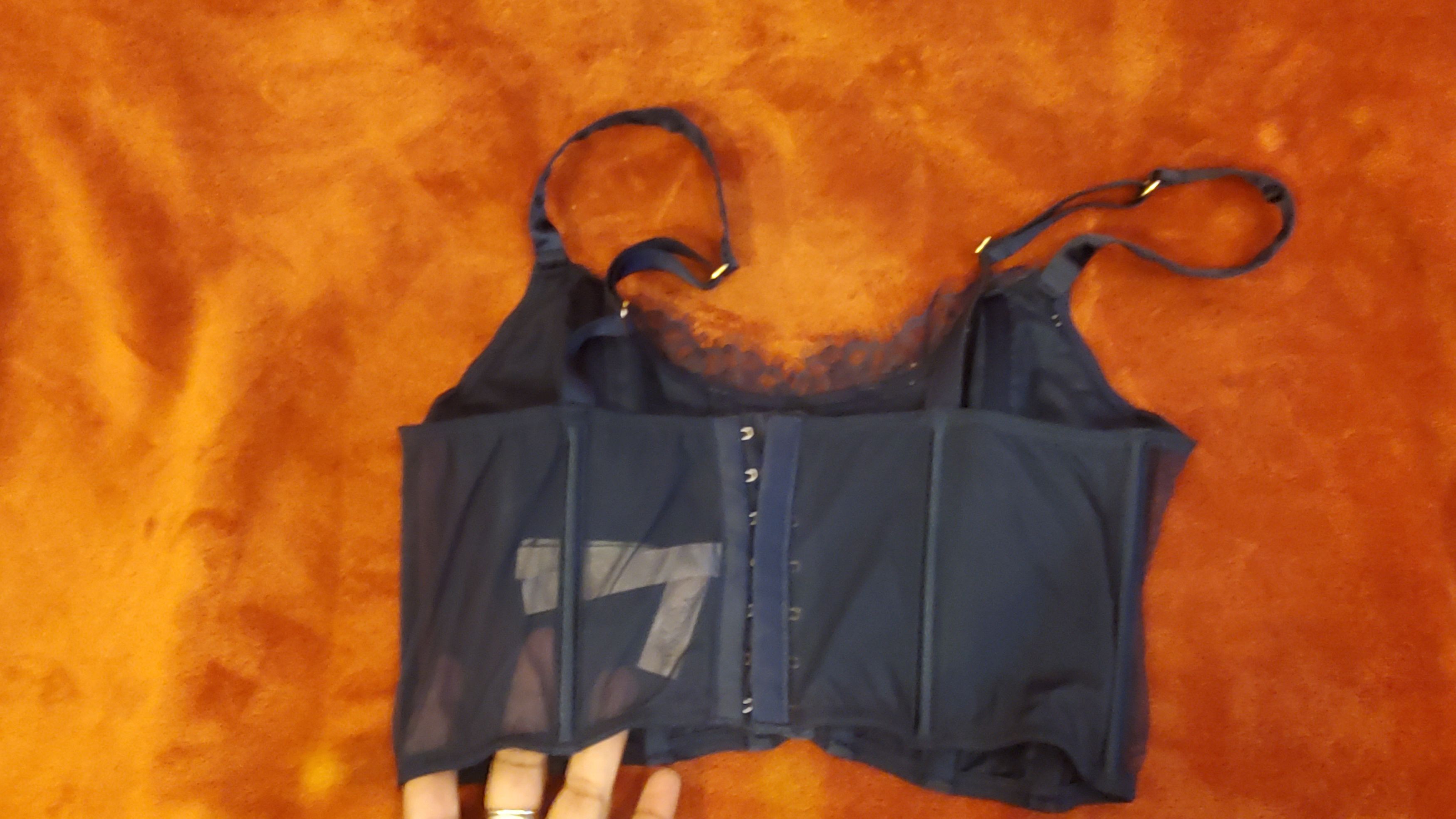 Victoria's Secret VIC SECRET NAVY BLUE EMBROIDERED BRALETT Size S / US 4 / IT 40 - 2 Thumbnail