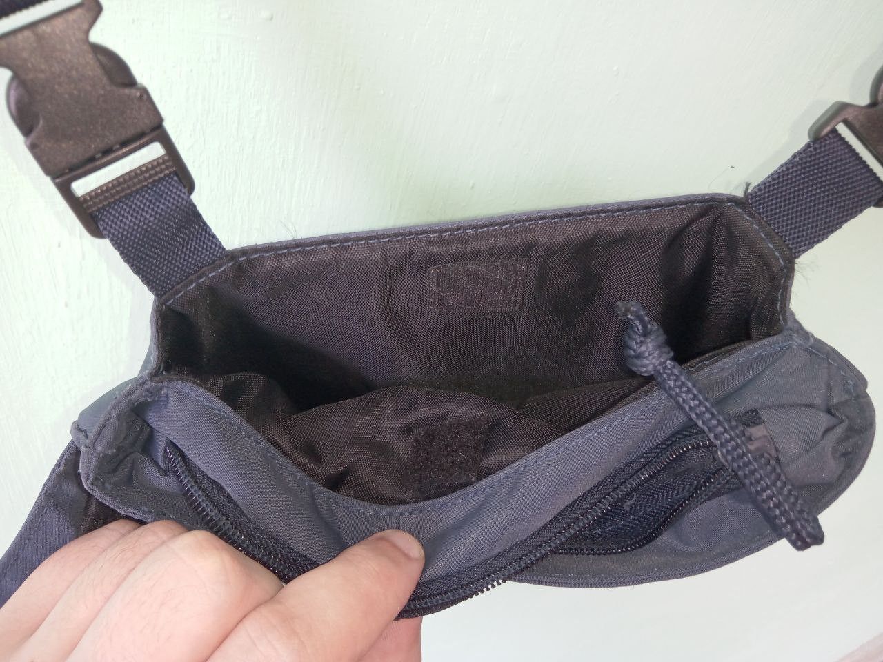 Nike Nike Athletics Vintage 90s Messenger Size ONE SIZE - 6 Thumbnail