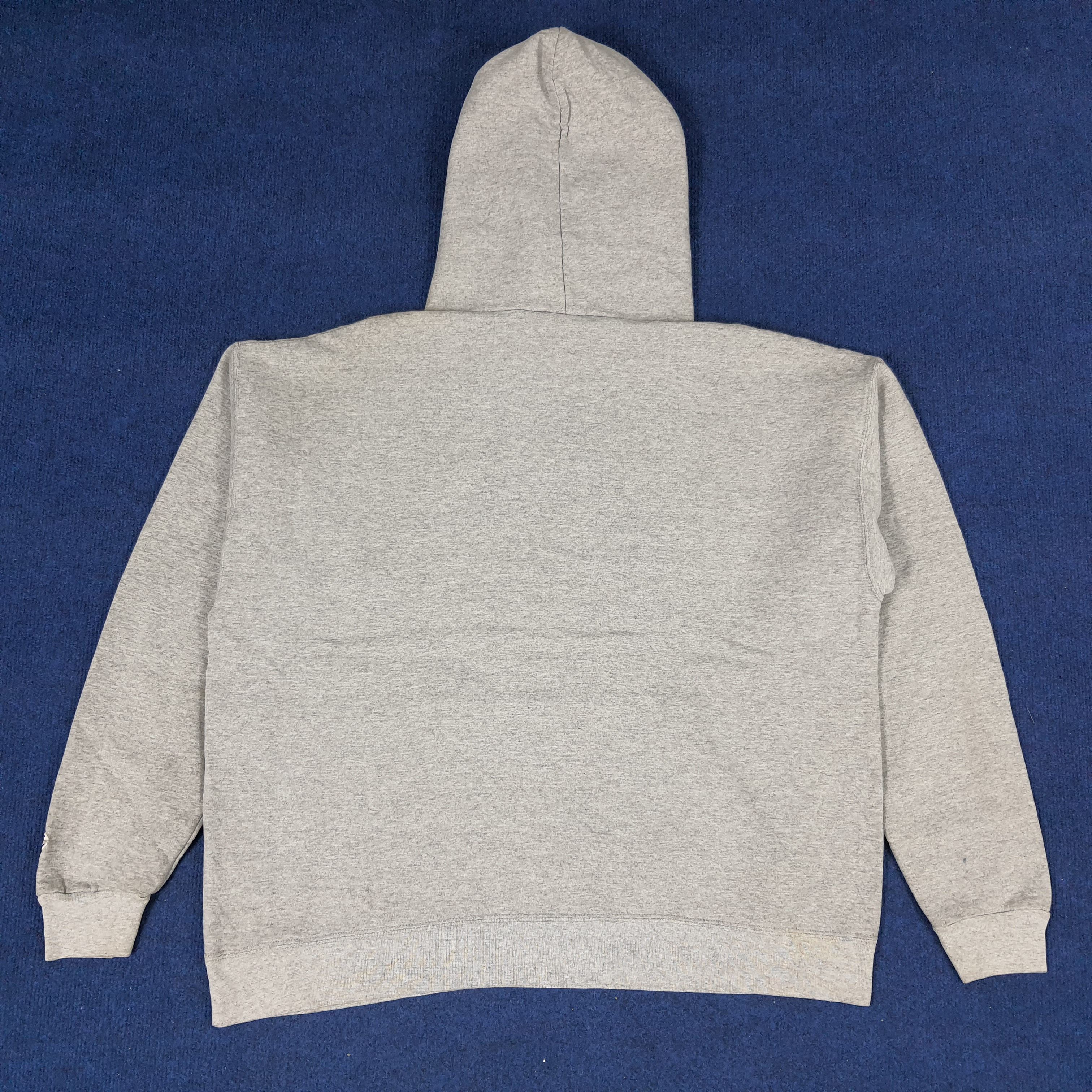 Champion × NBA × Vintage Vintage Champion Arizona Wildcats Basketball NBA Hoodie Size US XL / EU 56 / 4 - 3 Thumbnail