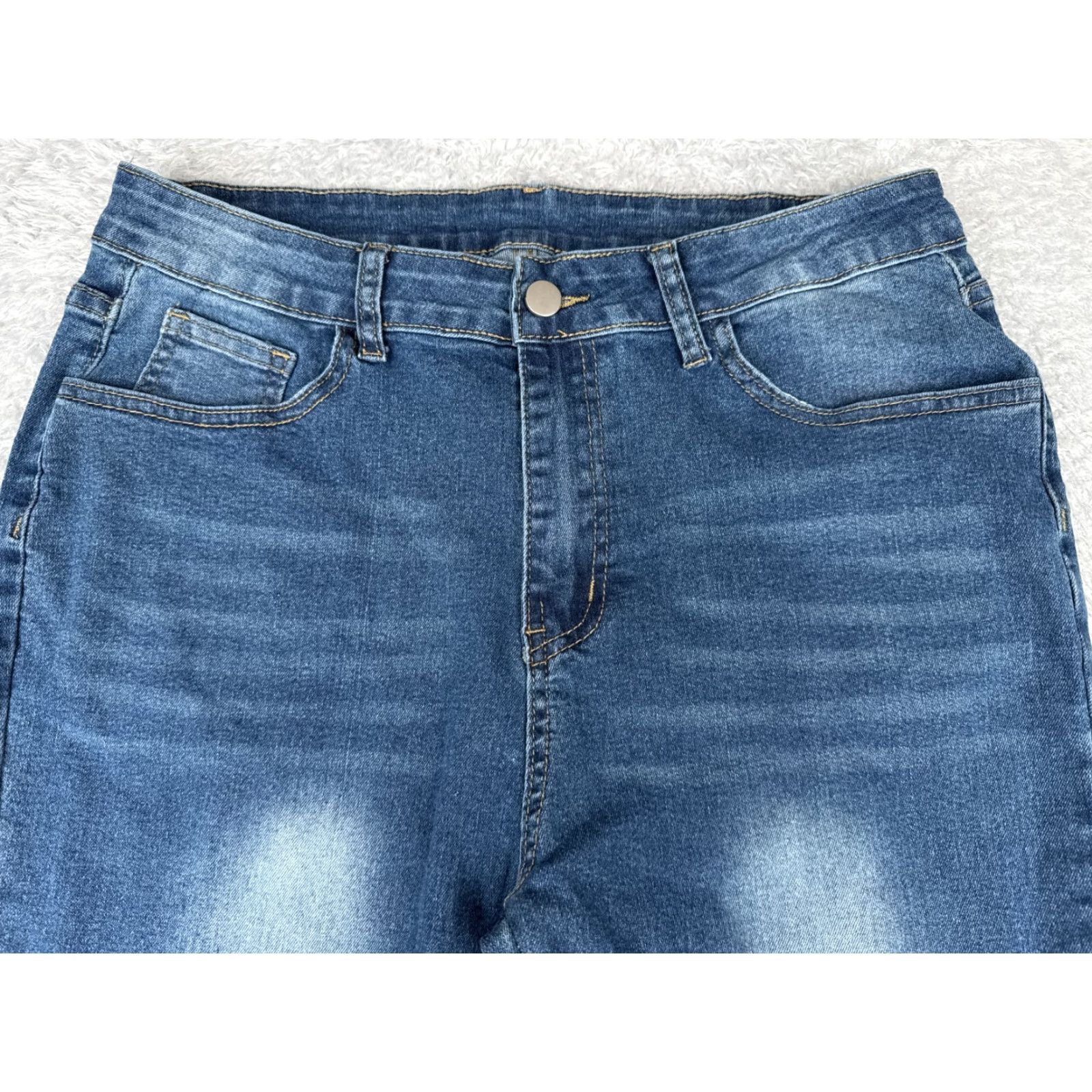 Vintage Vintage Unbranded Women's Jeans Flared 30x29 High Rise Denim Embroidered Floral Cotton Blend Blue Size 30" / US 8 / IT 44 - 4 Thumbnail