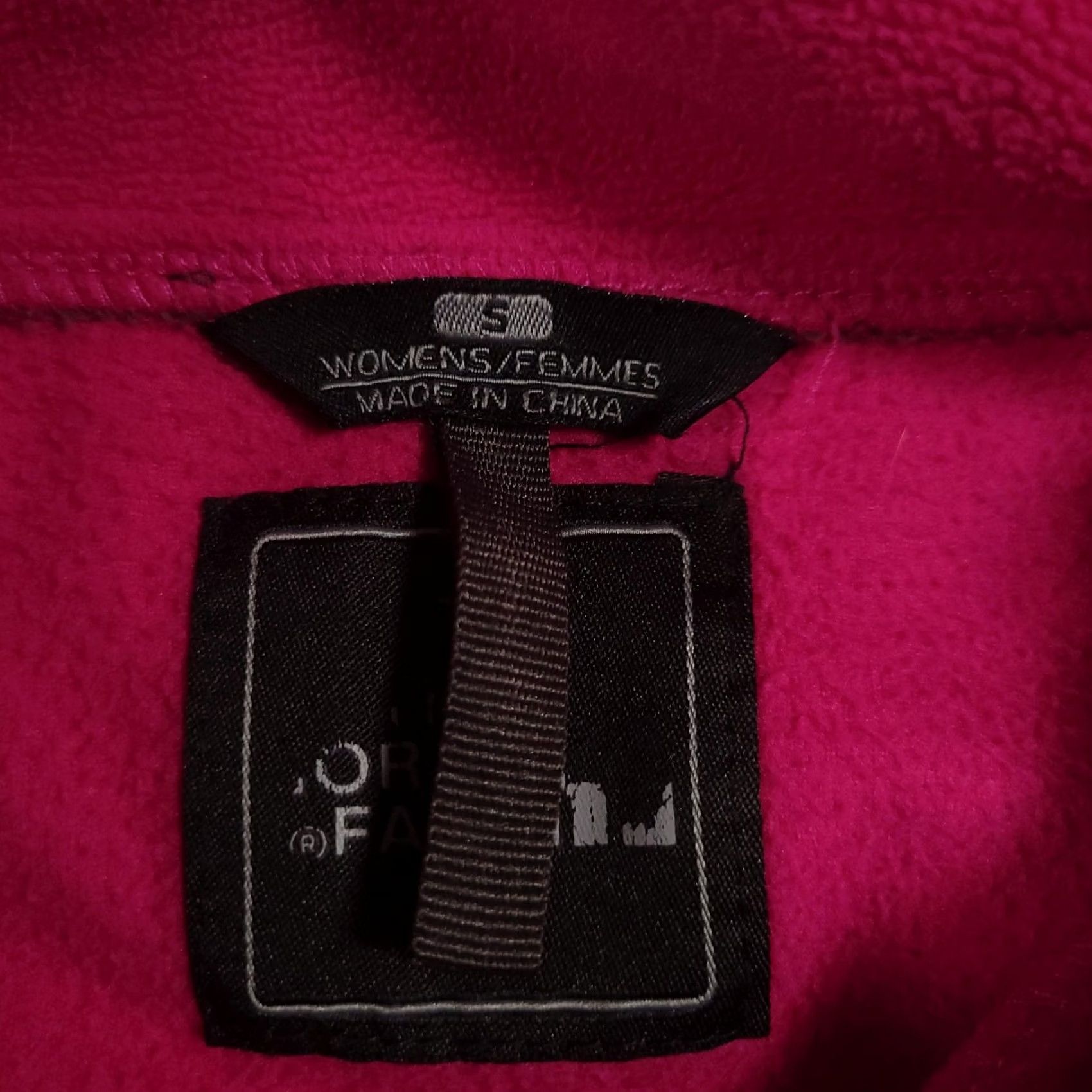 The North Face VINTAGE? No — North Face Jacket Womens Small Pink Black Fleece Softshell Full Zip Outdoors Size S / US 4 / IT 40 - 7 Thumbnail