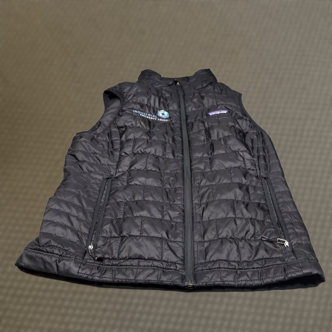 Patagonia Patagonia Nano Puff Vest Women M Black Quilted Primaloft Zip Logo All Seasons Sleeveless Size M / US 6-8 / IT 42-44 - 1 Thumbnail