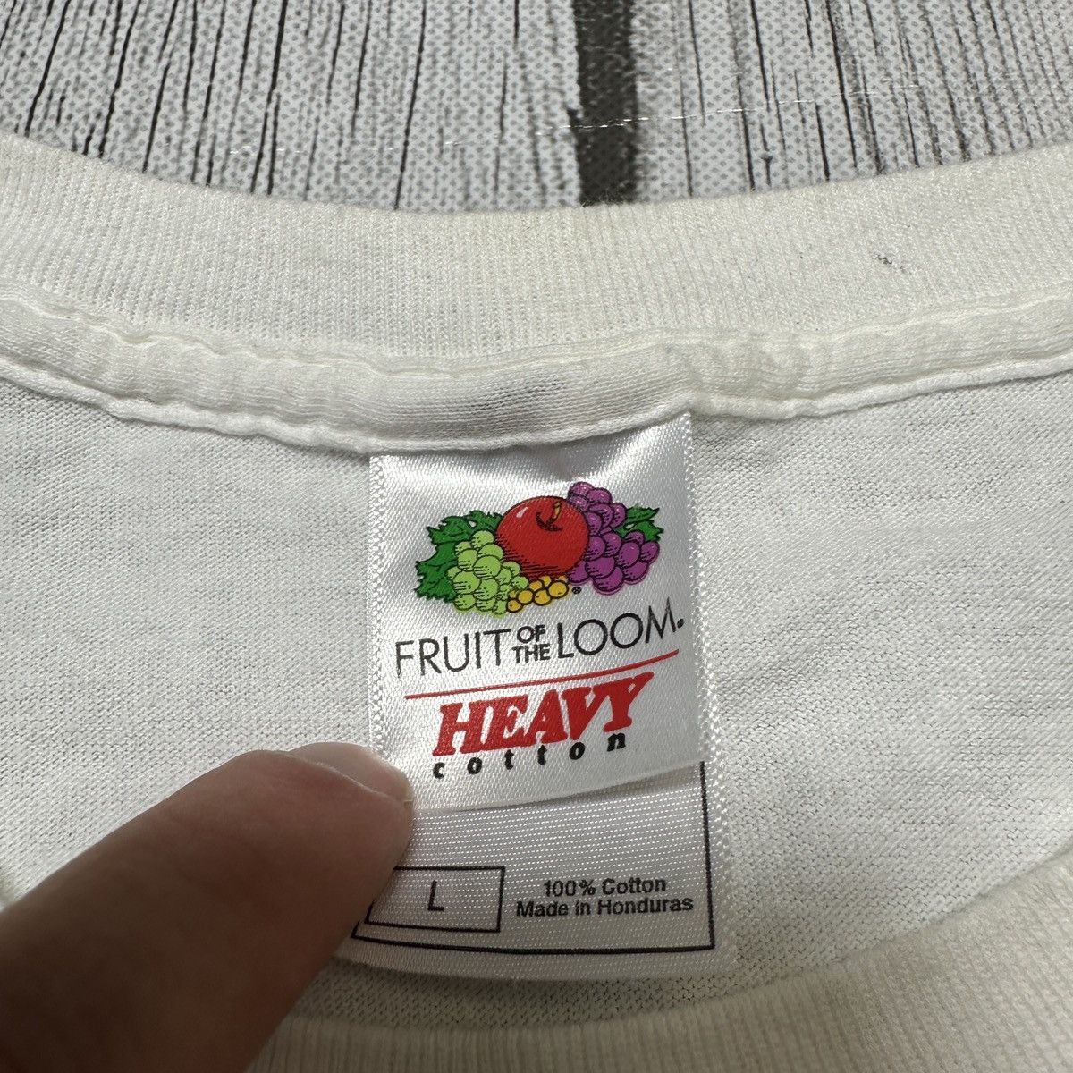 Fruit Of The Loom × Vintage Vintage Hurricane Charley tee Size US L / EU 52-54 / 3 - 4 Thumbnail
